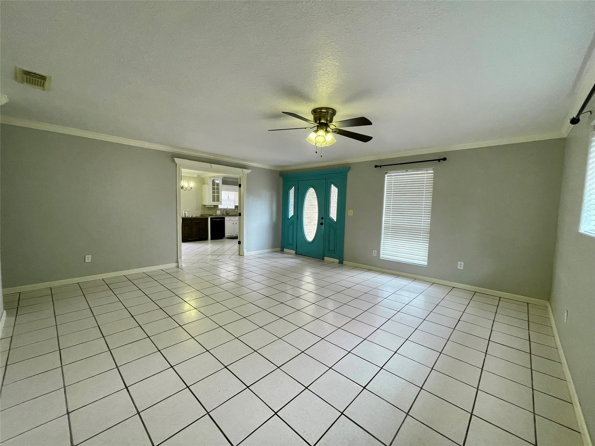 1511 N Avenue N, Freeport, TX 77541