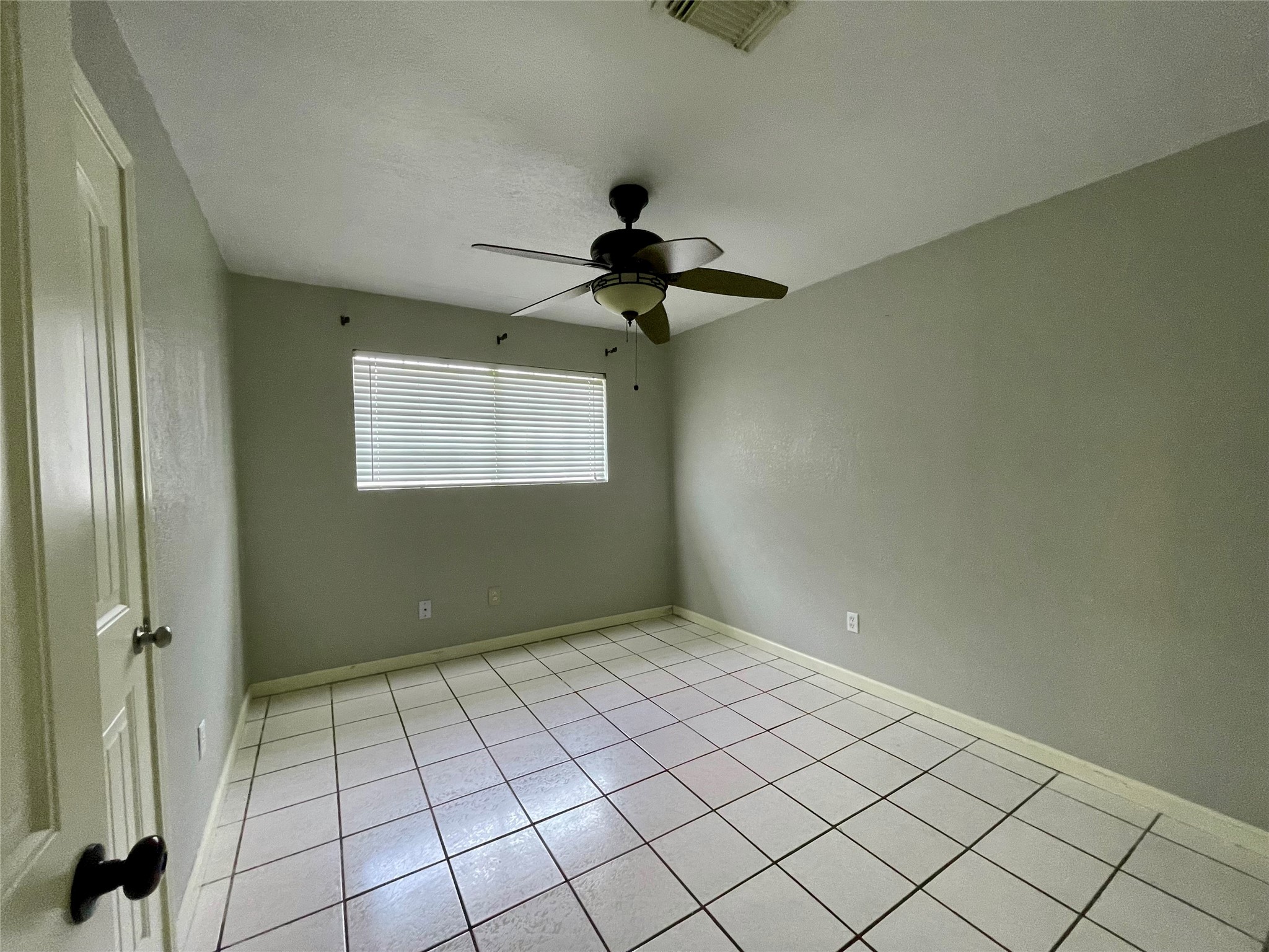 1511 N Avenue N, Freeport, TX 77541