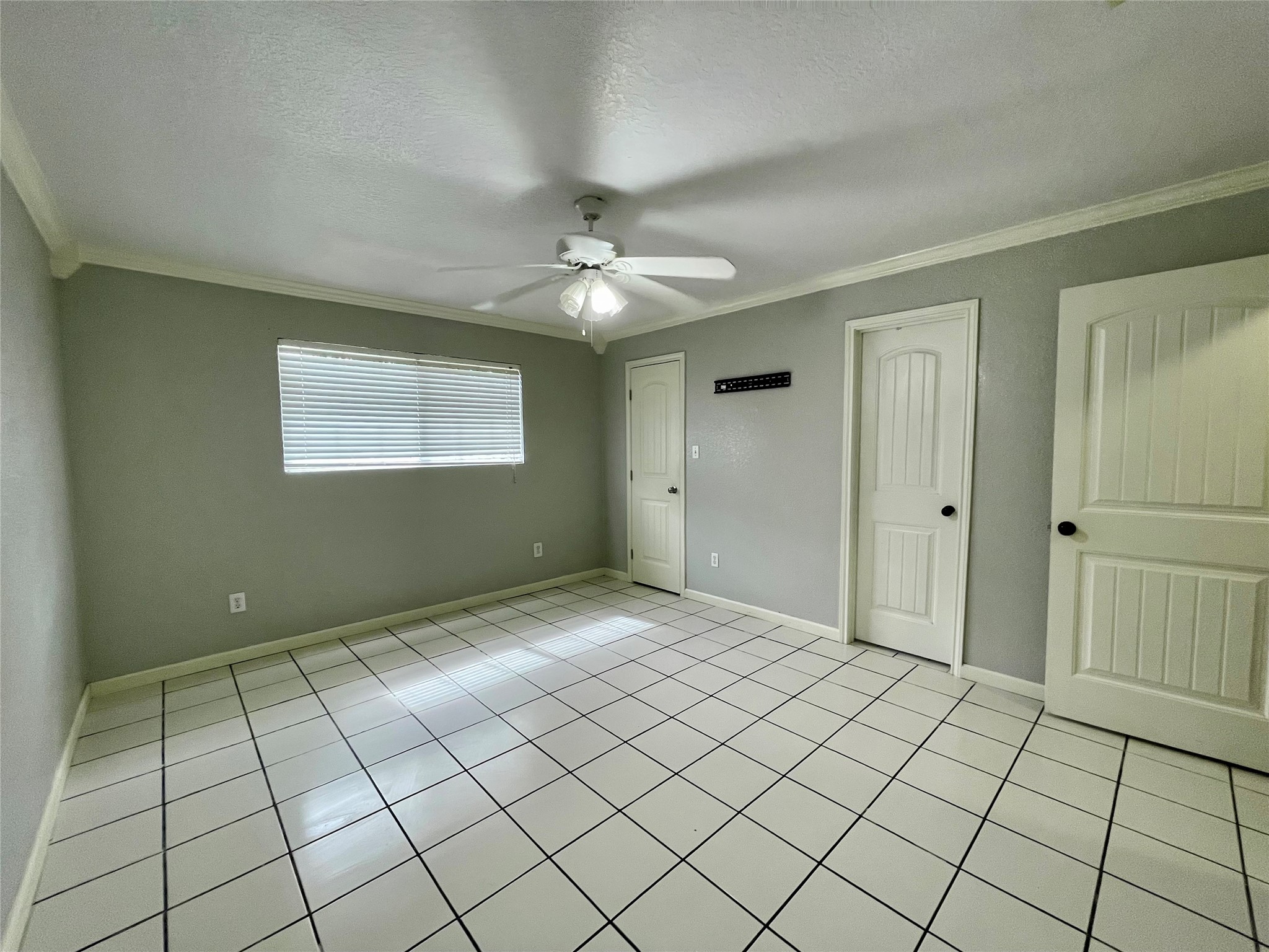 1511 N Avenue N, Freeport, TX 77541