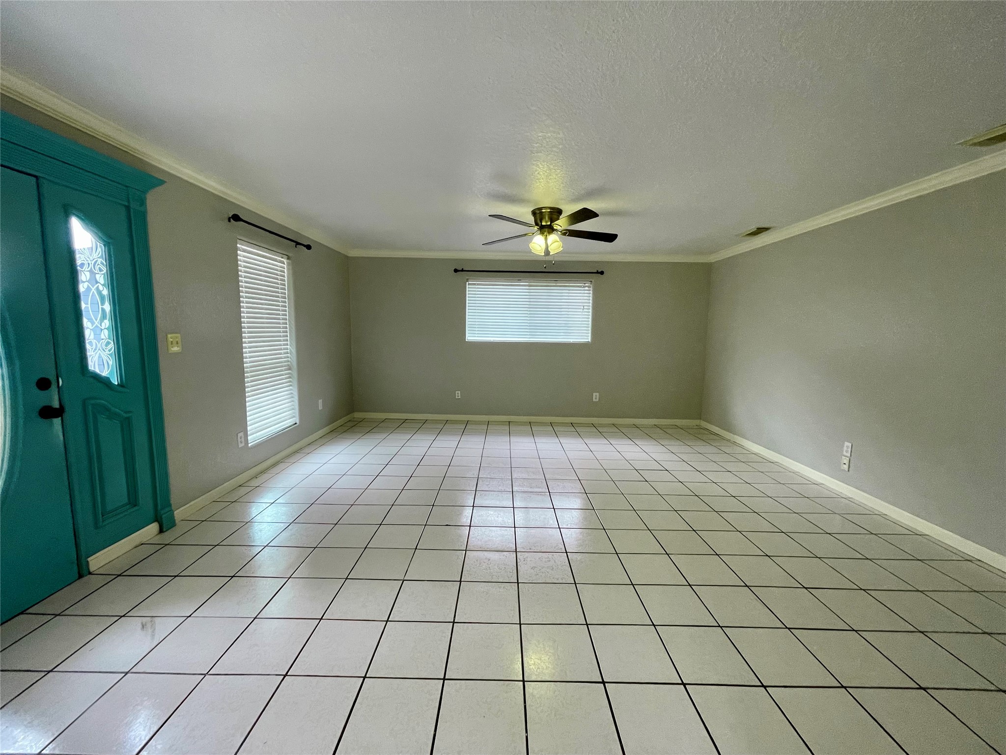 1511 N Avenue N, Freeport, TX 77541