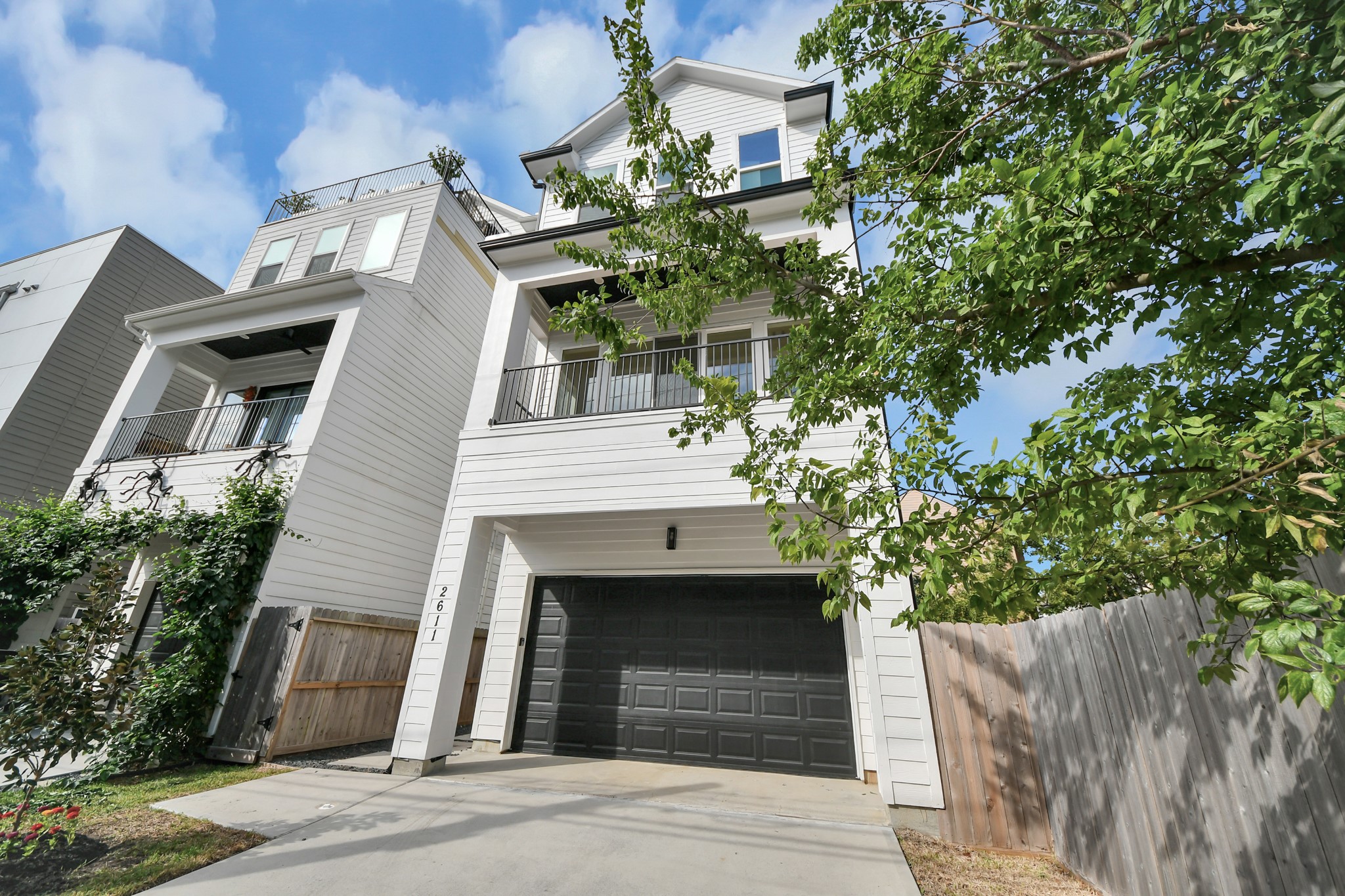 2611 Sherwin Street, Houston, TX 77007