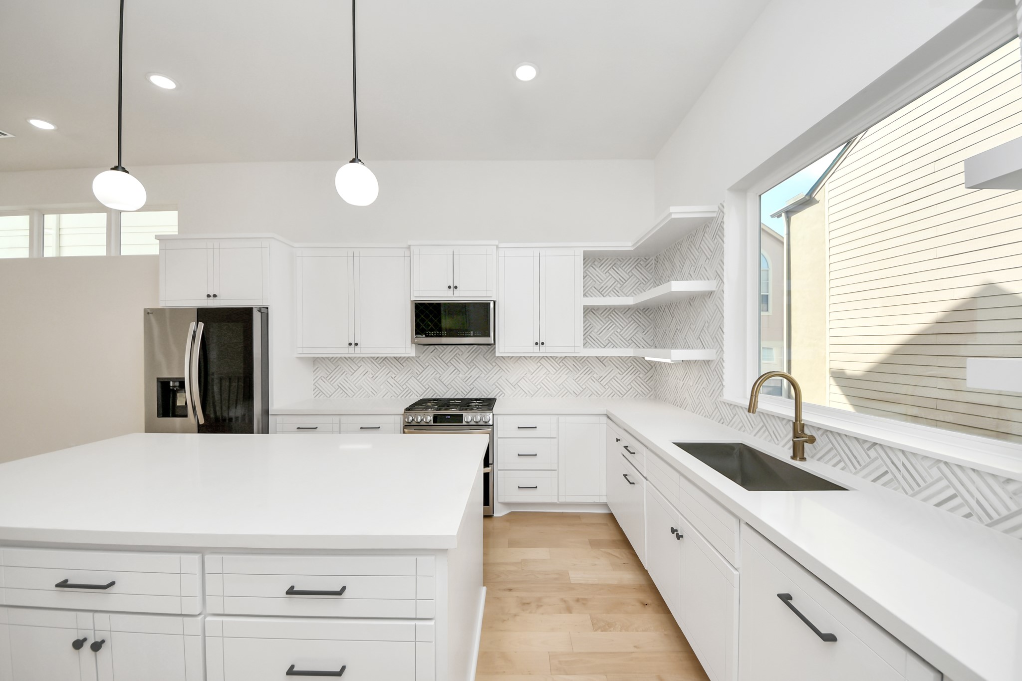 2611 Sherwin Street, Houston, TX 77007
