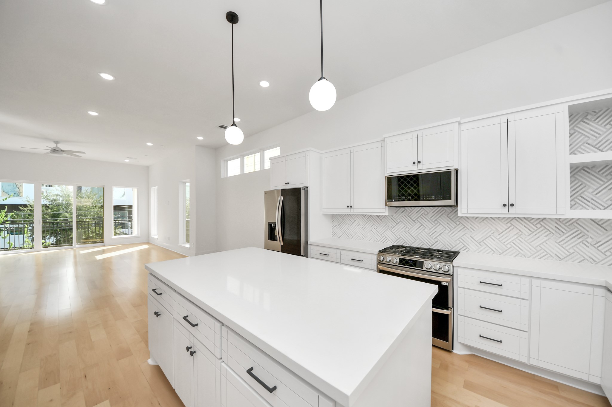 2611 Sherwin Street, Houston, TX 77007