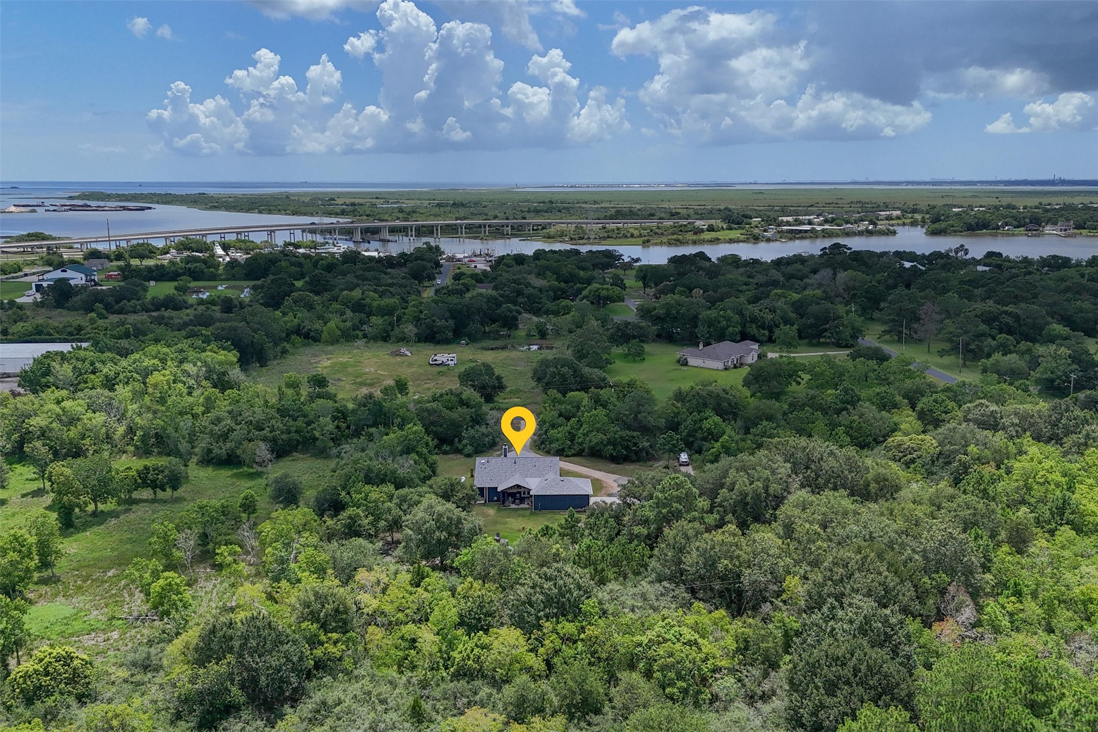 Easy access to Galveston Bay!