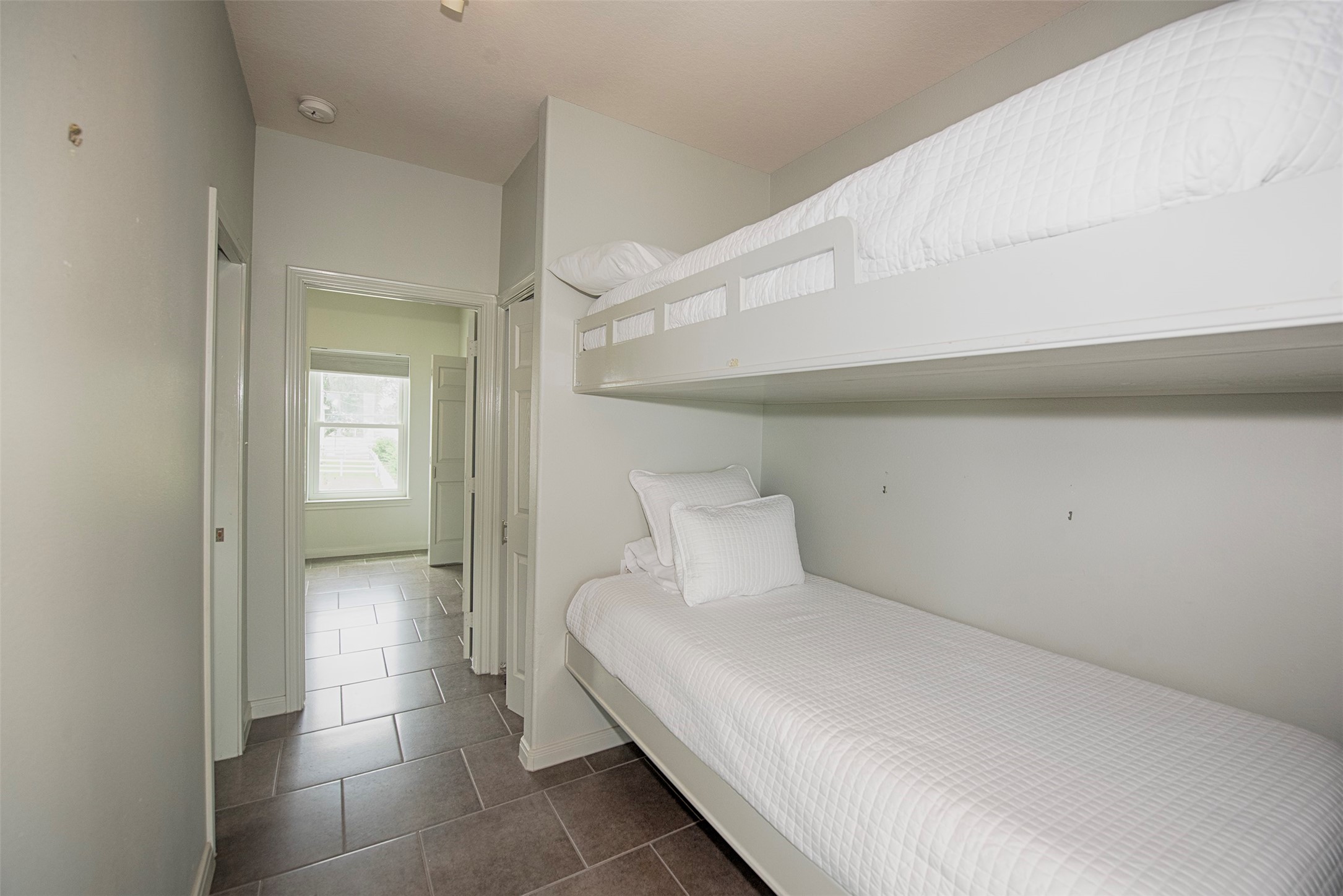 501 2nd Street, San Leon, TX 77539