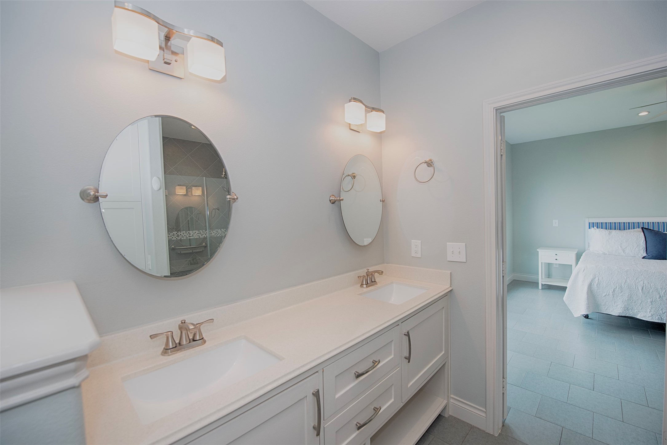 501 2nd Street, San Leon, TX 77539