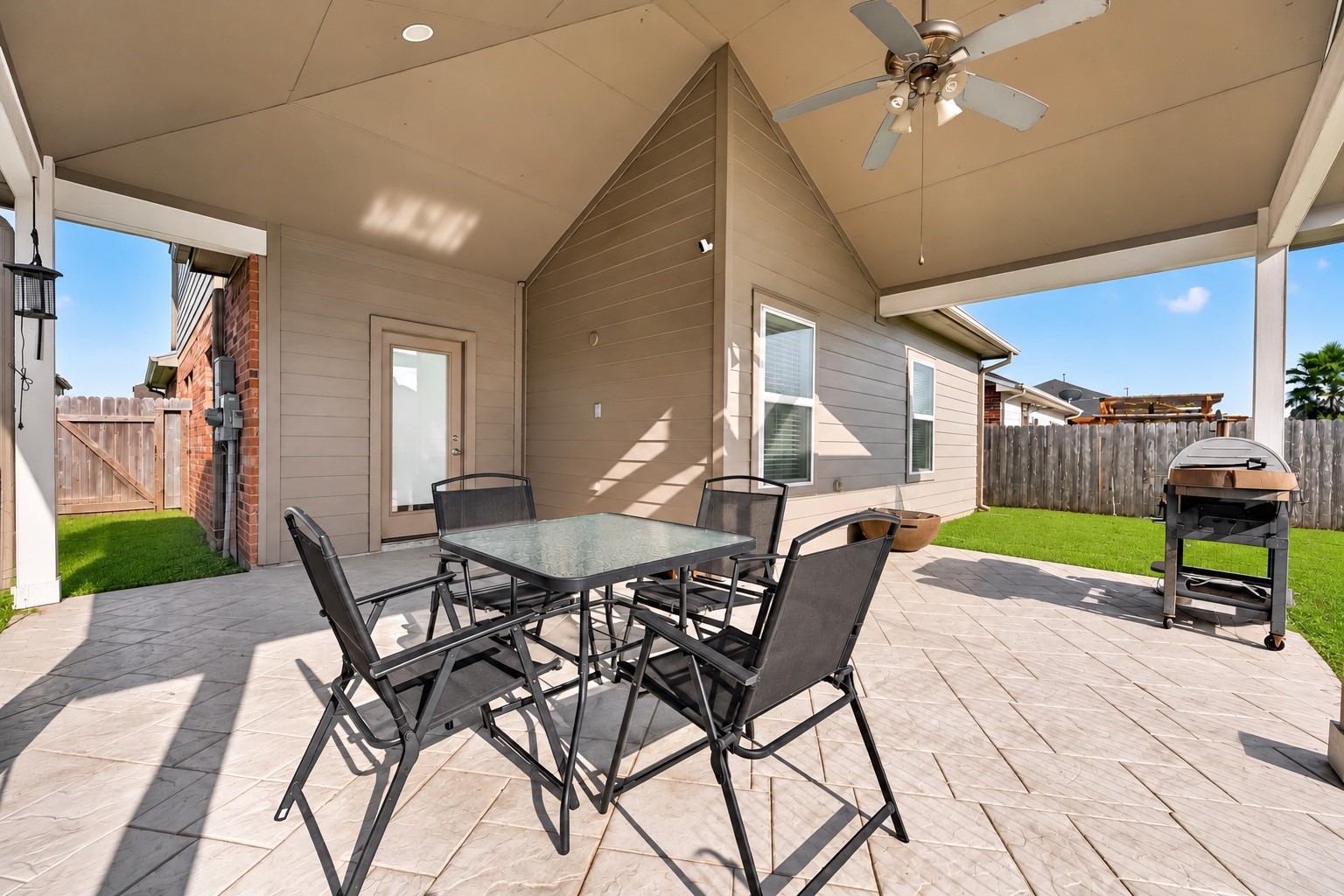 8 Desert Sun Court, Manvel, TX 77578