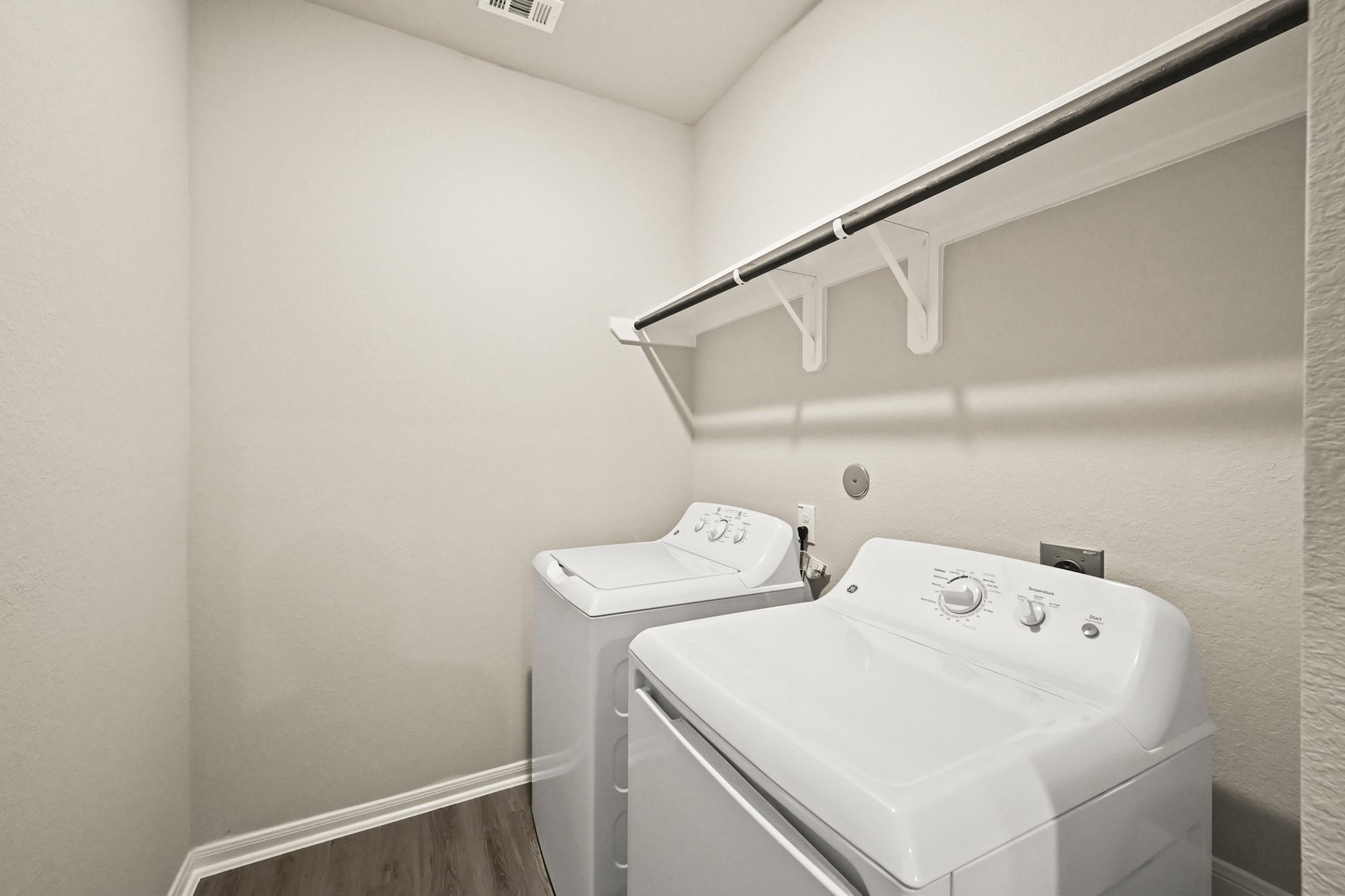 Laundry room (*Photo not of actual home and used for illustration purposes only.)