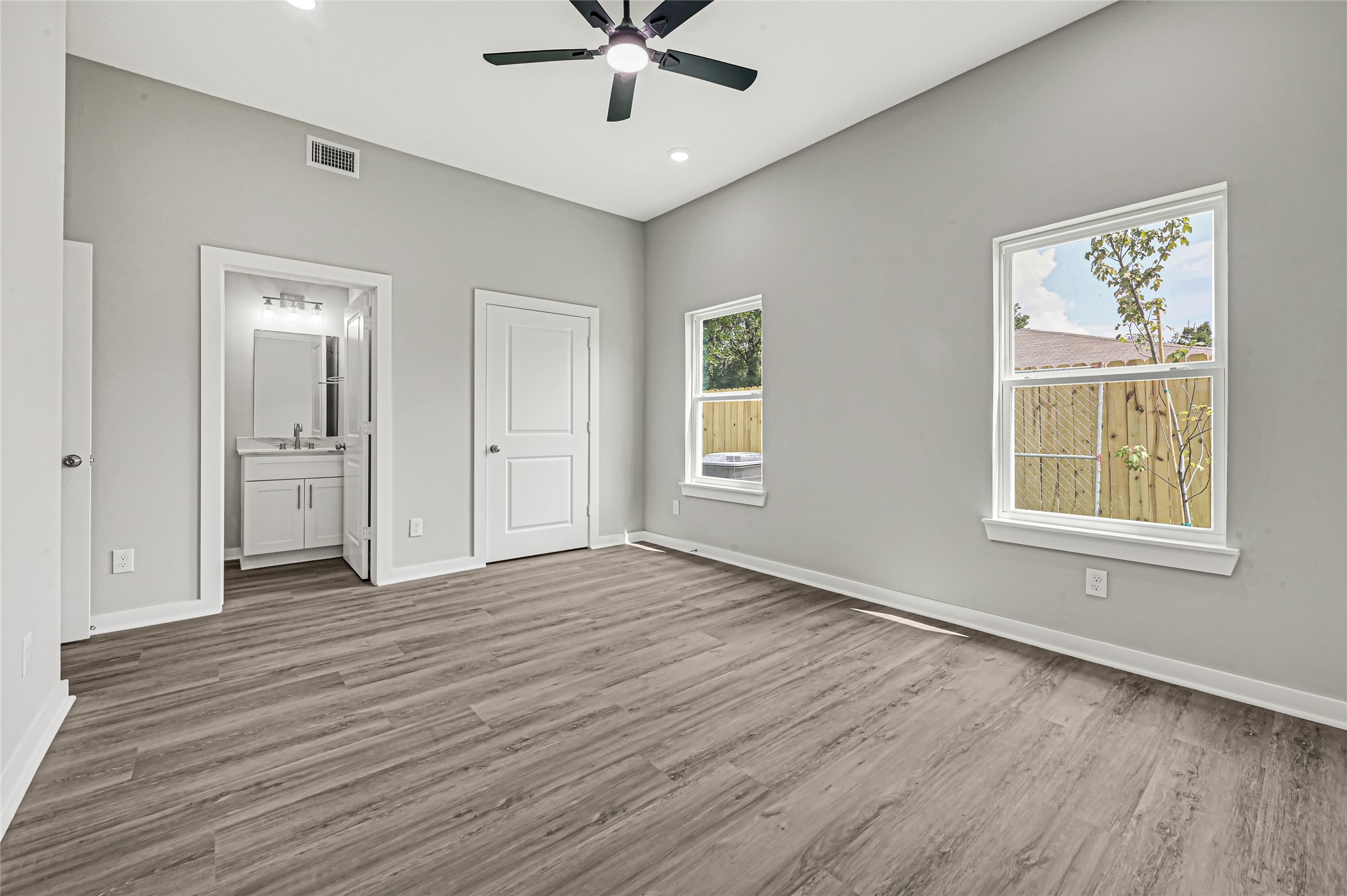 308A/B Bolden Street, Houston, TX 77029