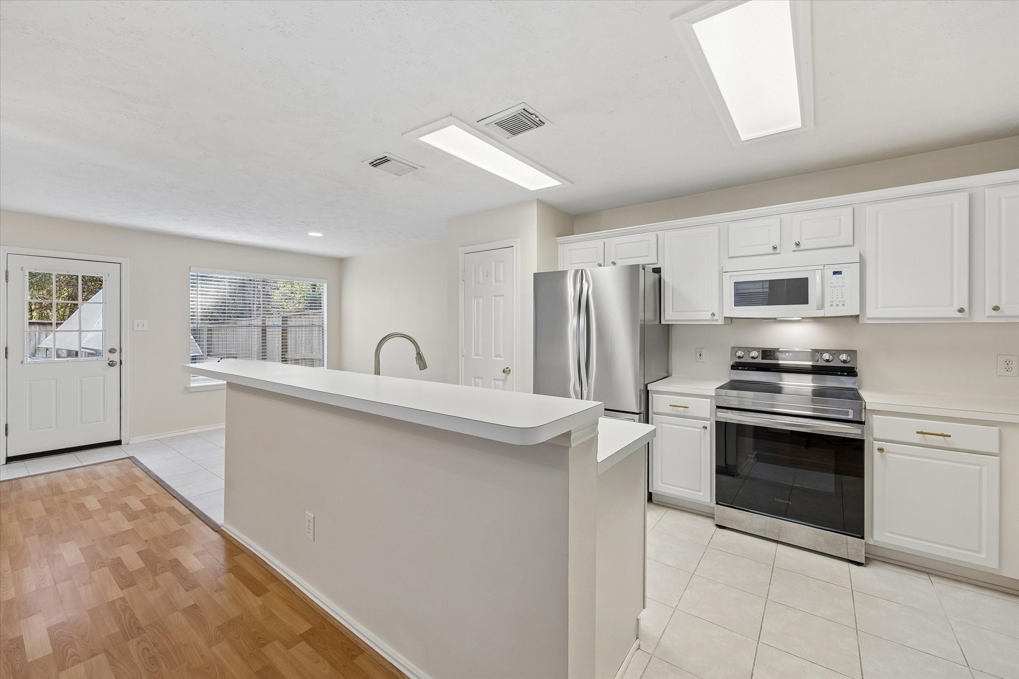 New stainless steel oven and refrigerator!