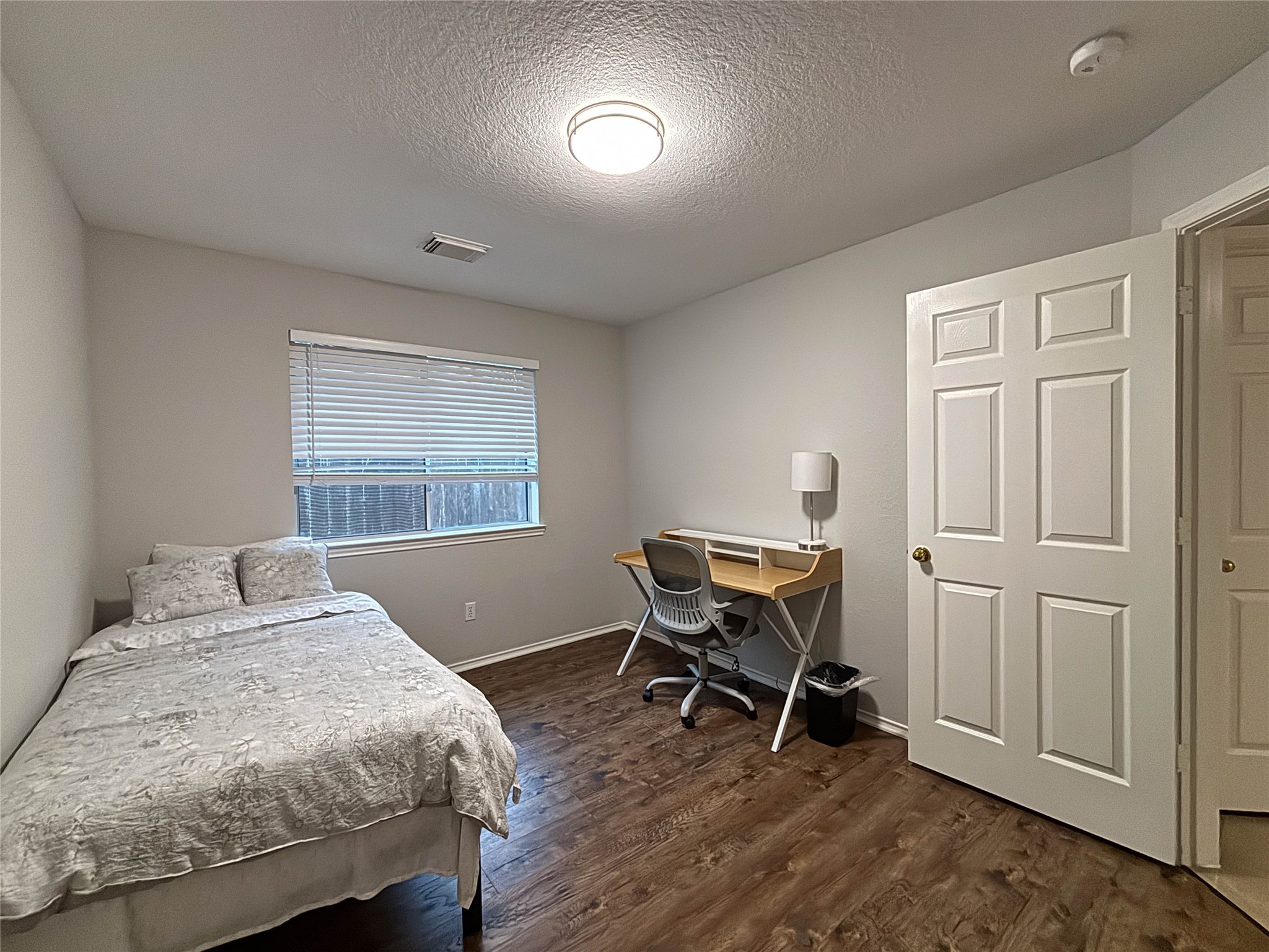 18027 Brookes Bend, Houston, TX 77094
