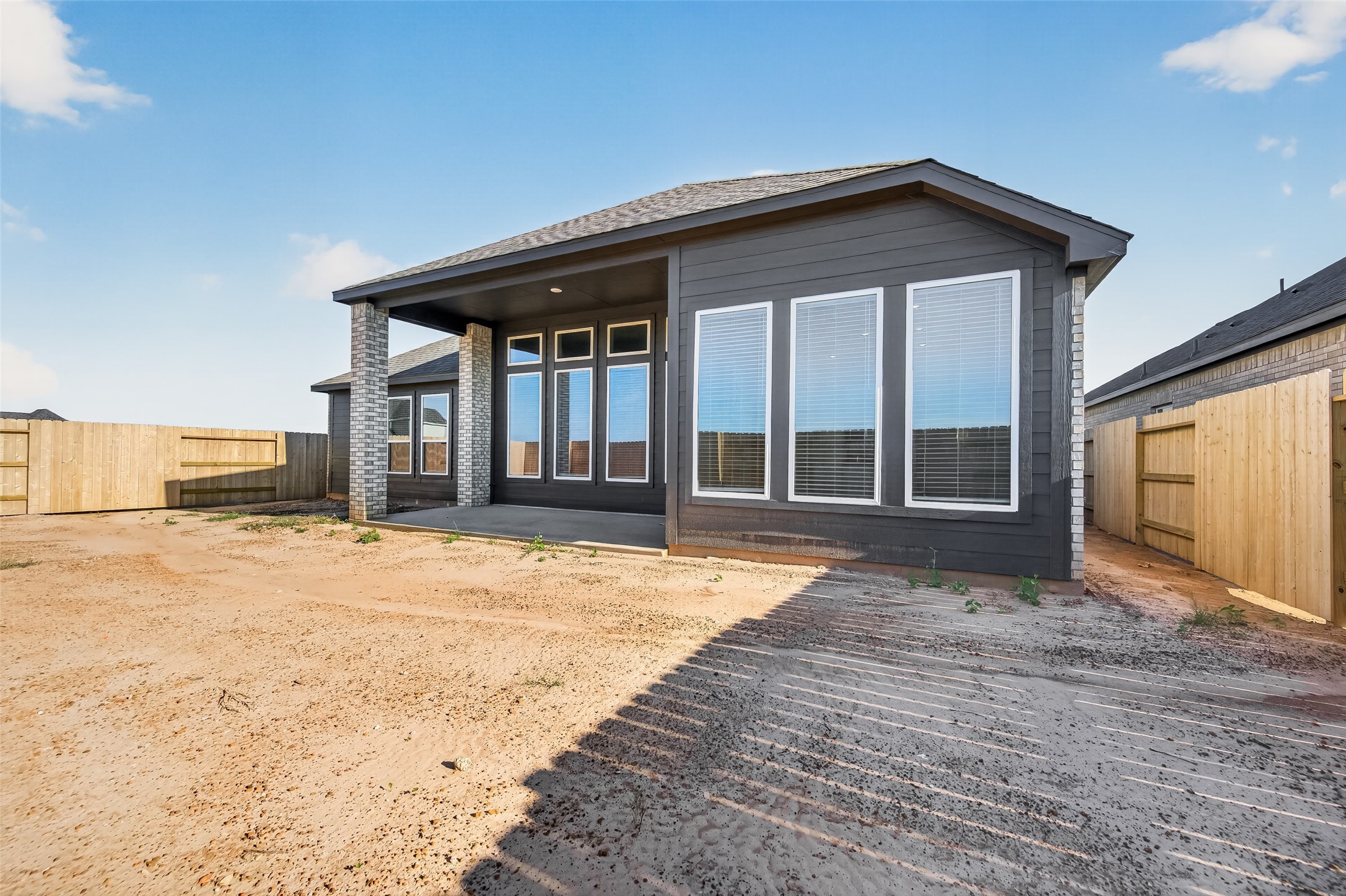 1048 Apple Ridge Road, Magnolia, TX 77355