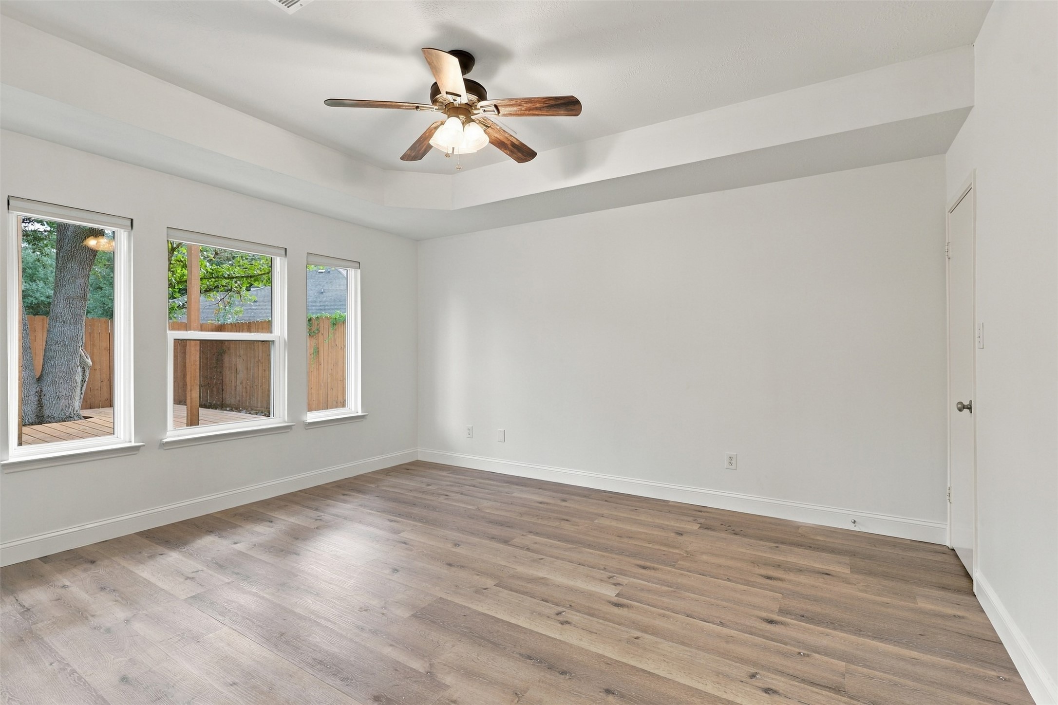 1431 W Welsford Drive, Spring, TX 77386