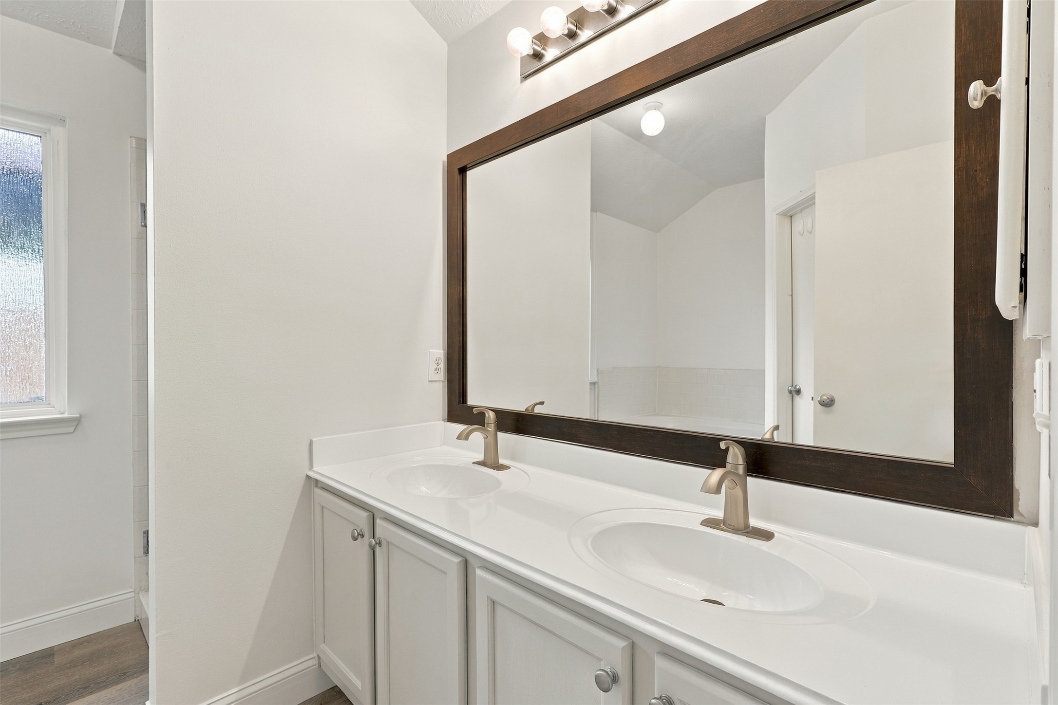 1431 W Welsford Drive, Spring, TX 77386