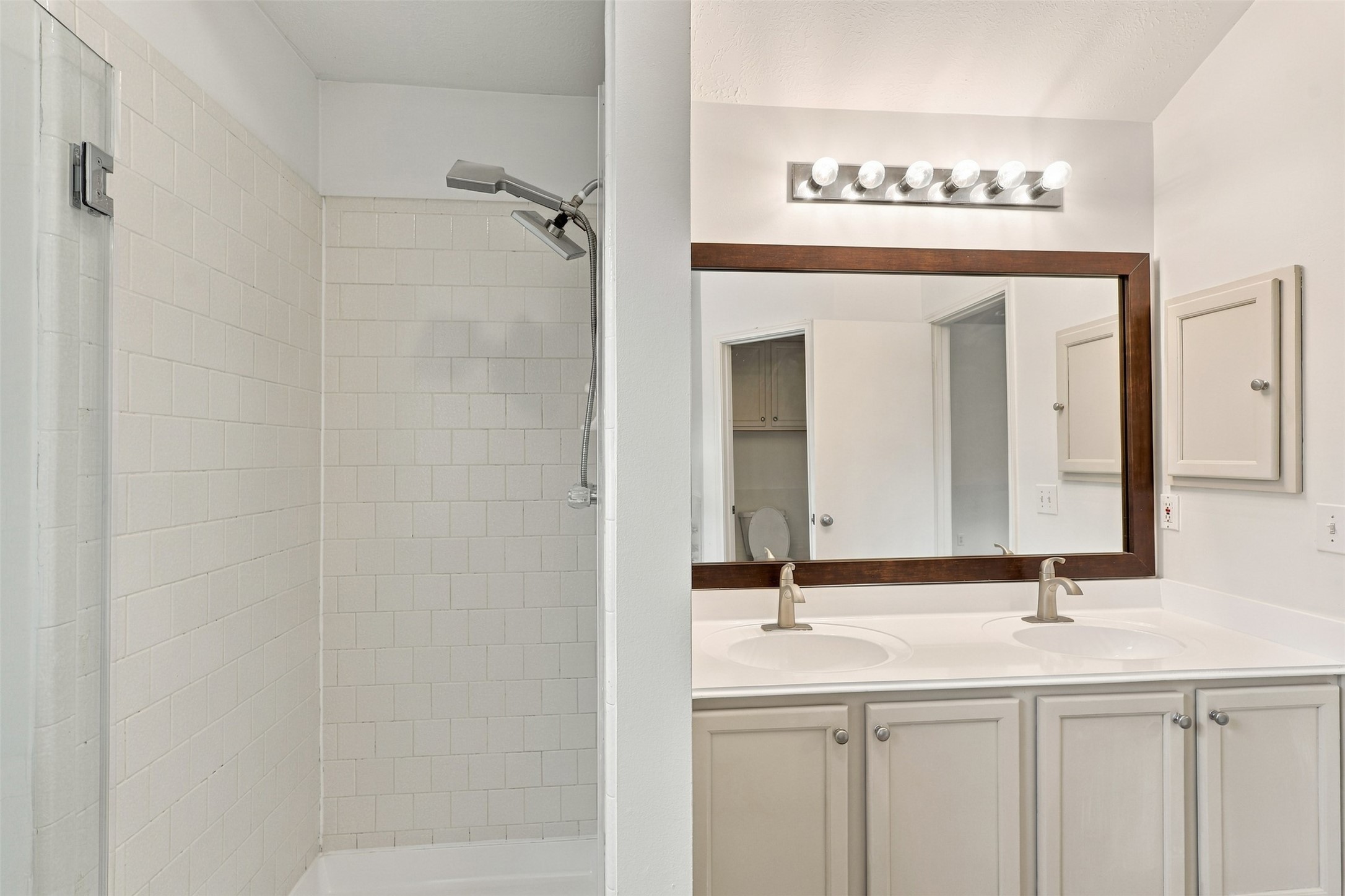 1431 W Welsford Drive, Spring, TX 77386