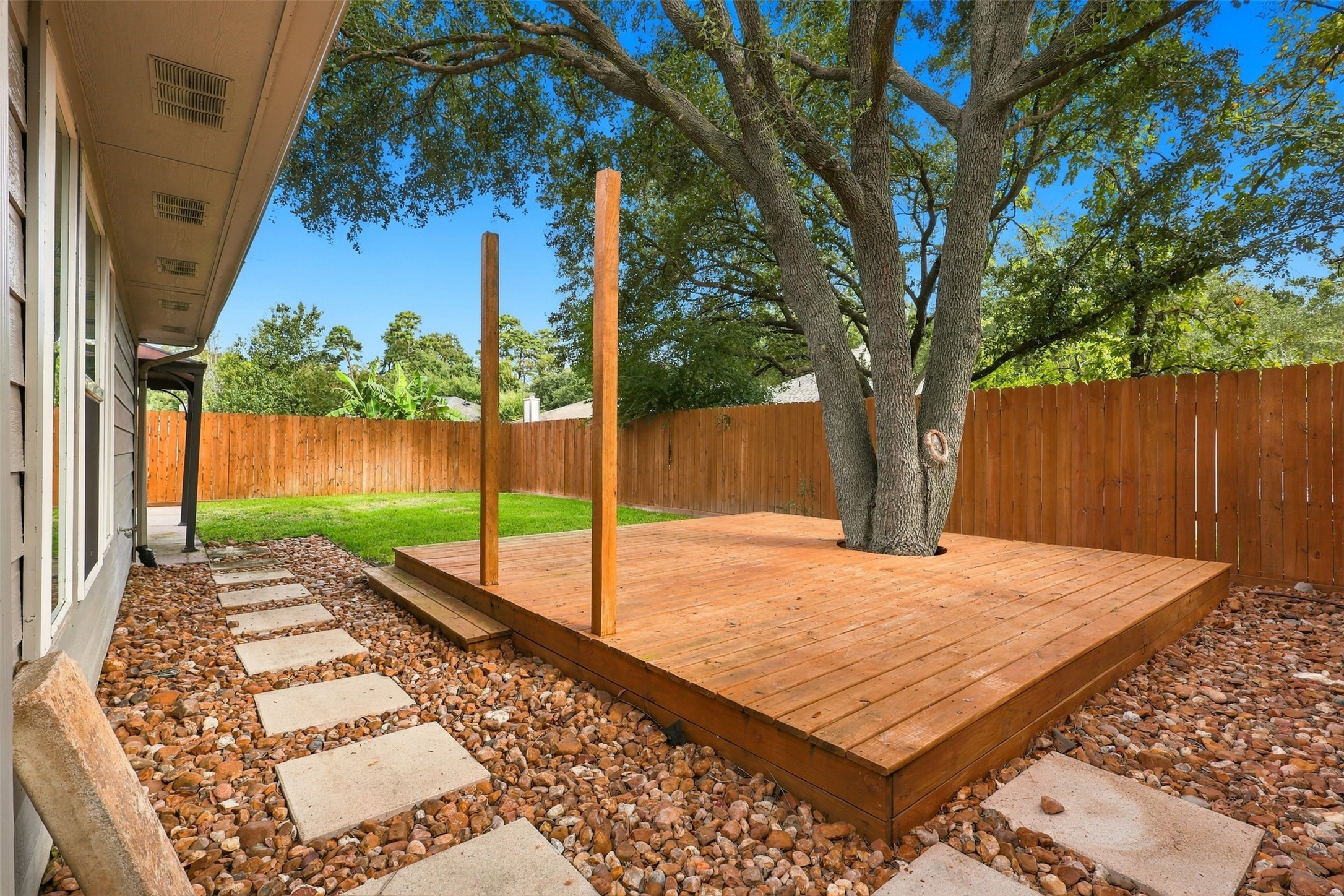 1431 W Welsford Drive, Spring, TX 77386
