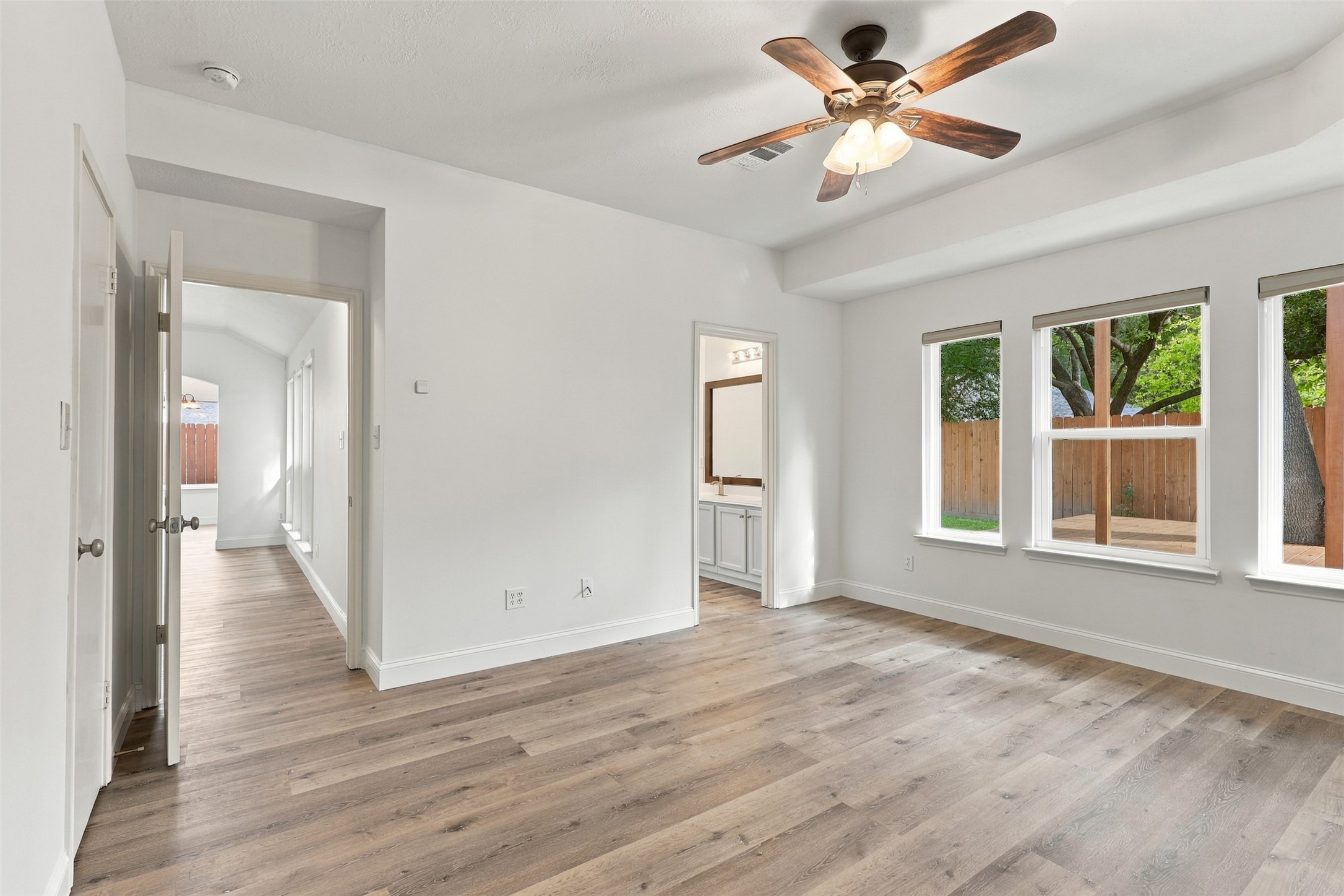 1431 W Welsford Drive, Spring, TX 77386