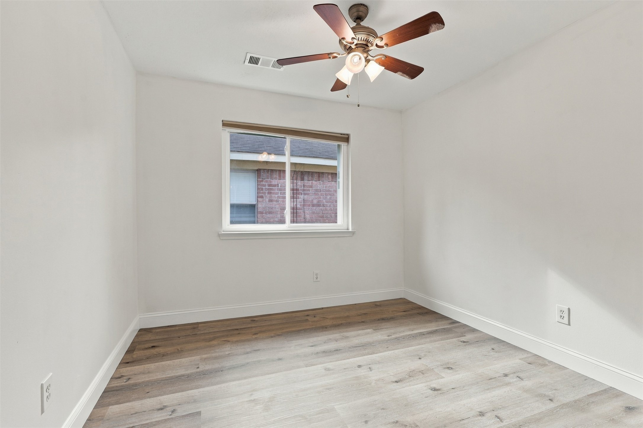 1431 W Welsford Drive, Spring, TX 77386