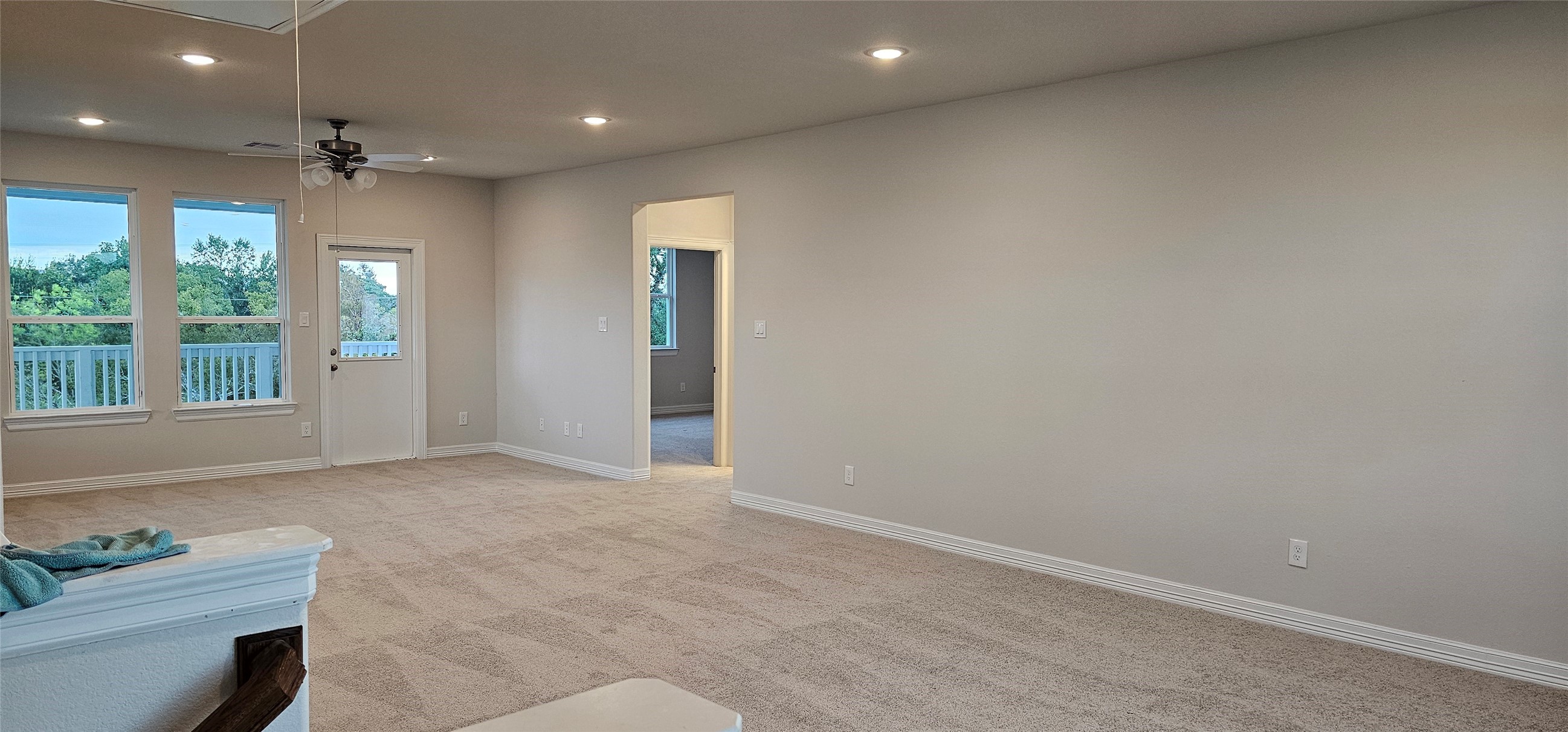 3905 Peacock Isle Drive, Dickinson, TX 77539