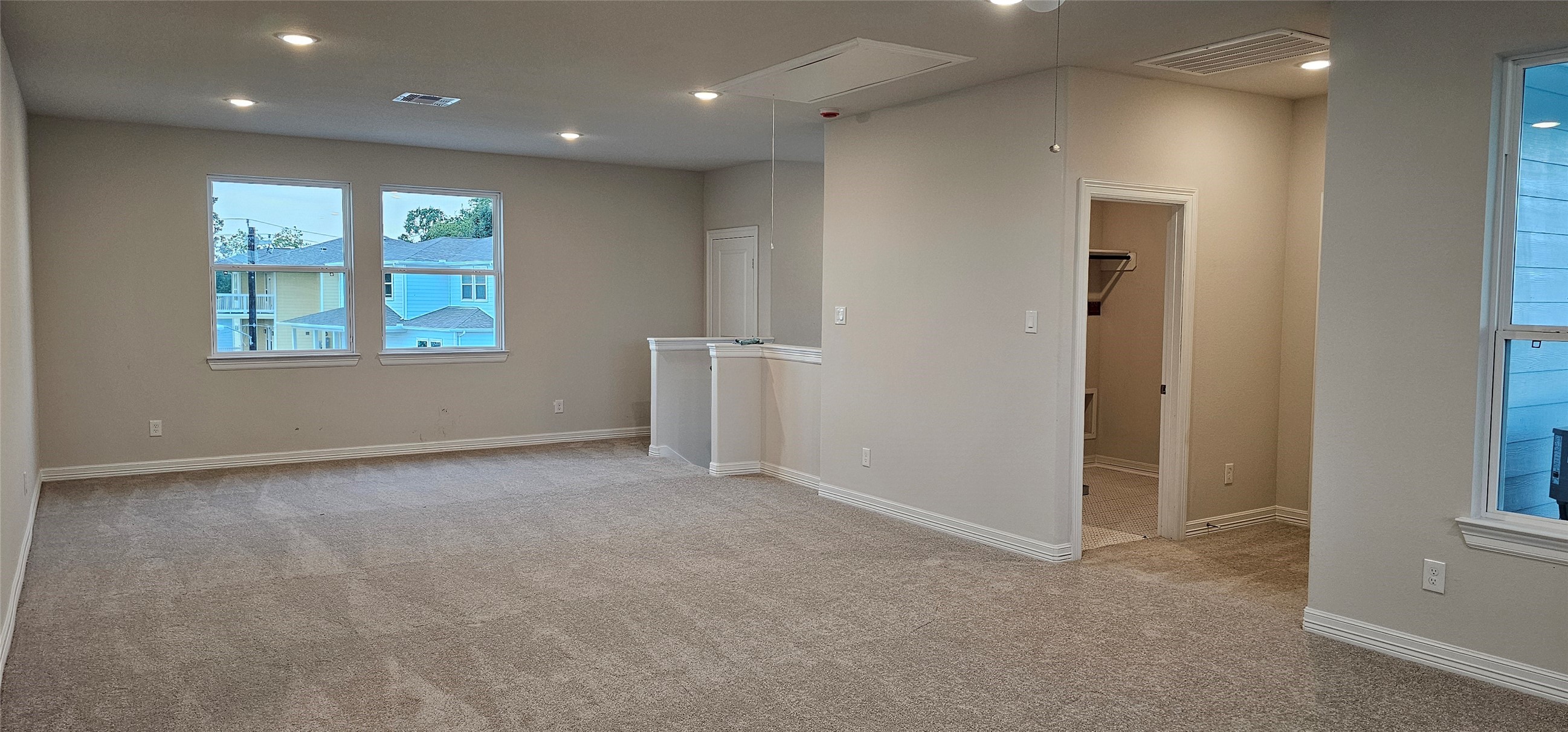 3905 Peacock Isle Drive, Dickinson, TX 77539