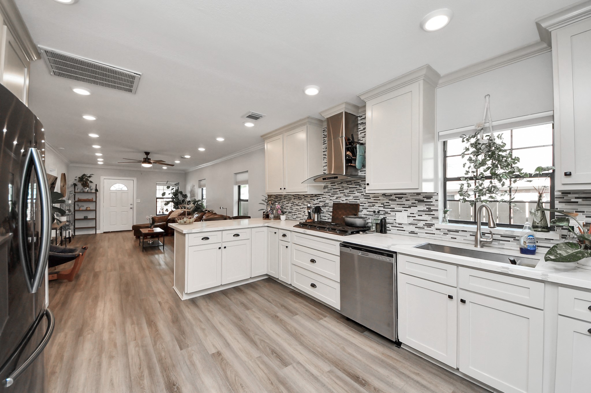 1561 Scharpe Street, #A, Houston, TX 77023