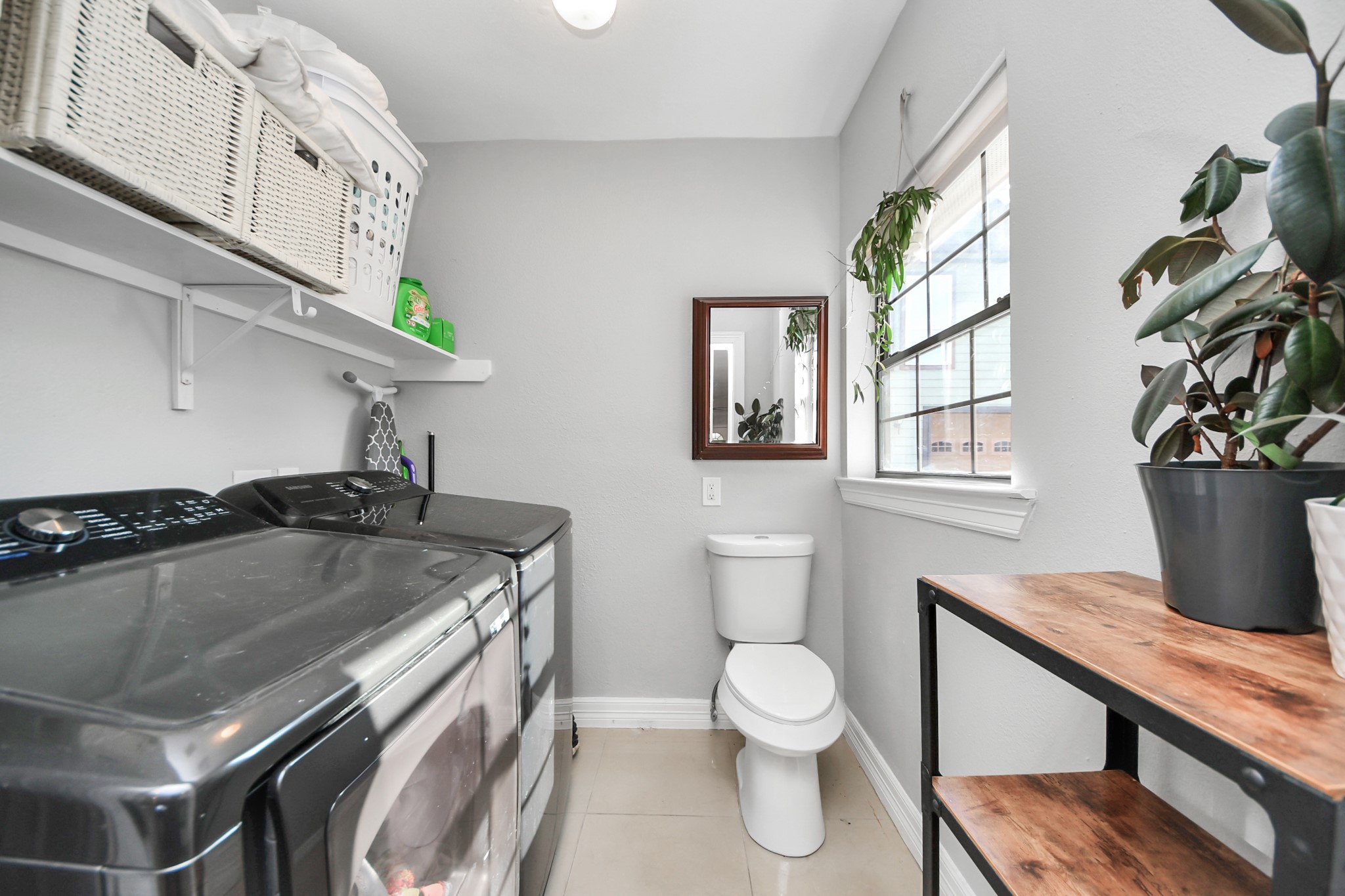1561 Scharpe Street, #A, Houston, TX 77023