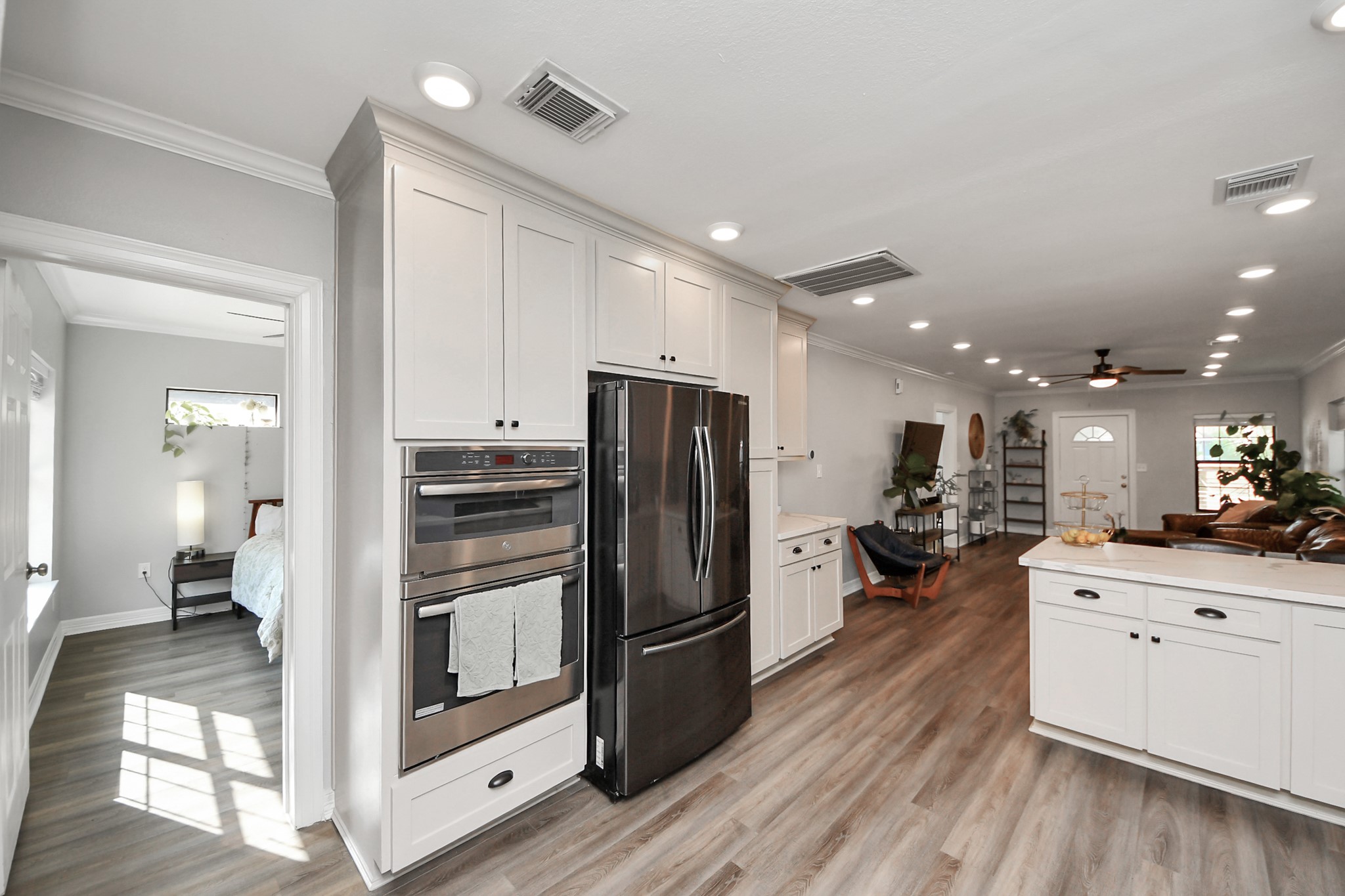 1561 Scharpe Street, #A, Houston, TX 77023