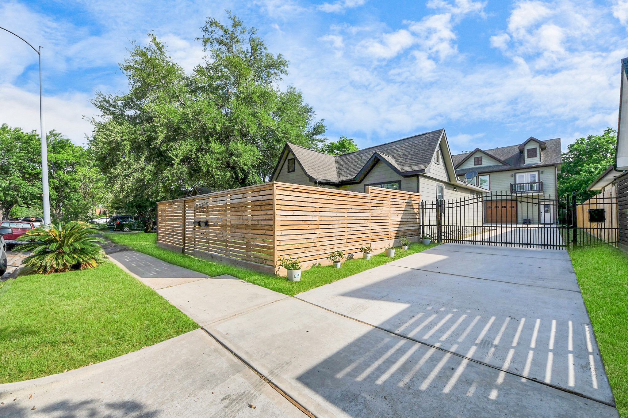 1561 Scharpe Street, #A, Houston, TX 77023