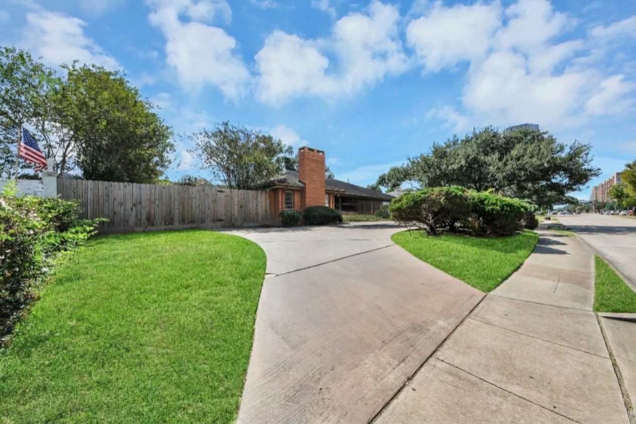 5631 San Felipe Street, Houston, TX 77056