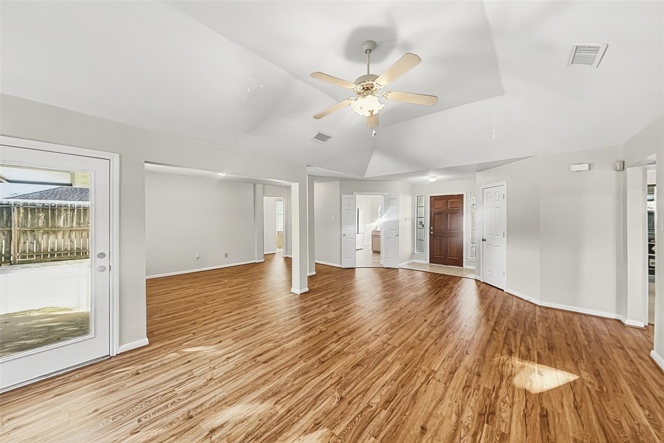 7522 Livery Lane, Cypress, TX 77433
