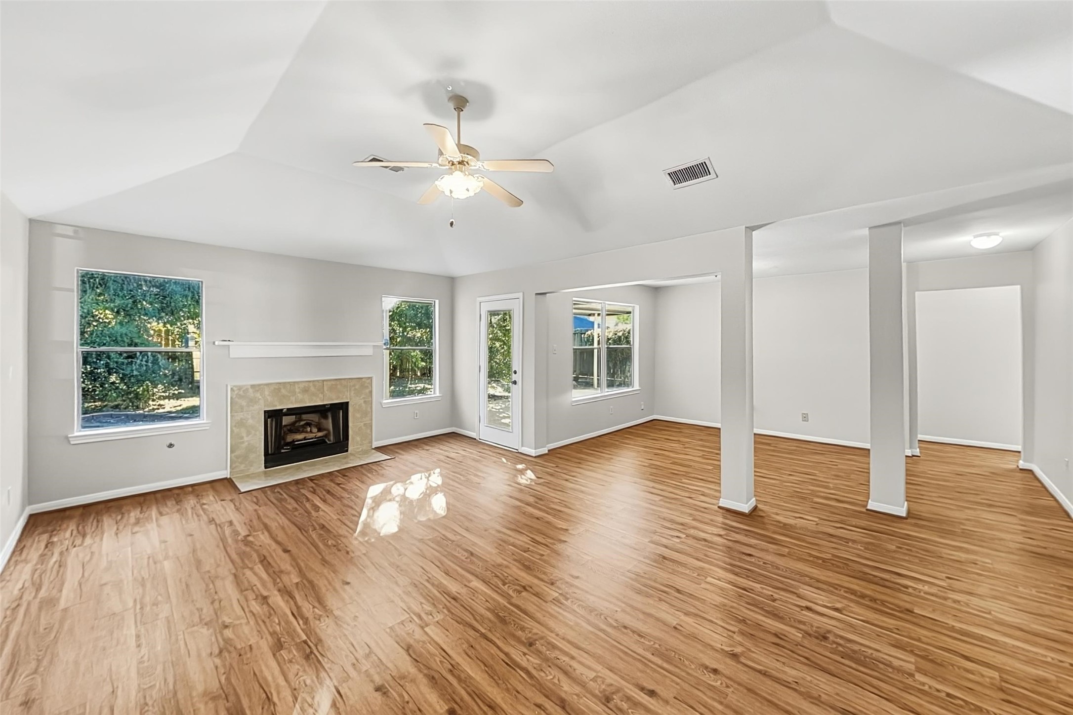 7522 Livery Lane, Cypress, TX 77433