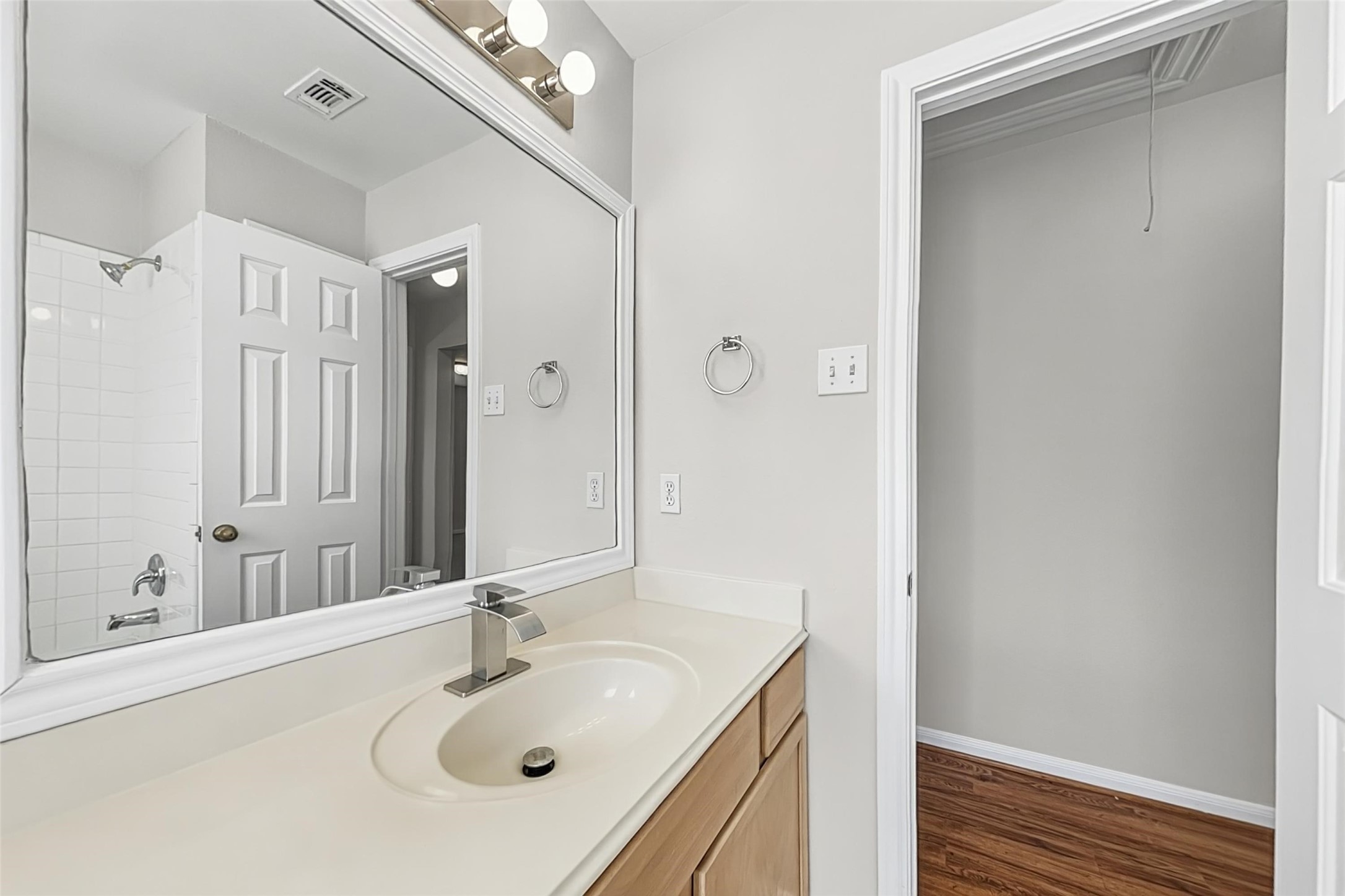 7522 Livery Lane, Cypress, TX 77433