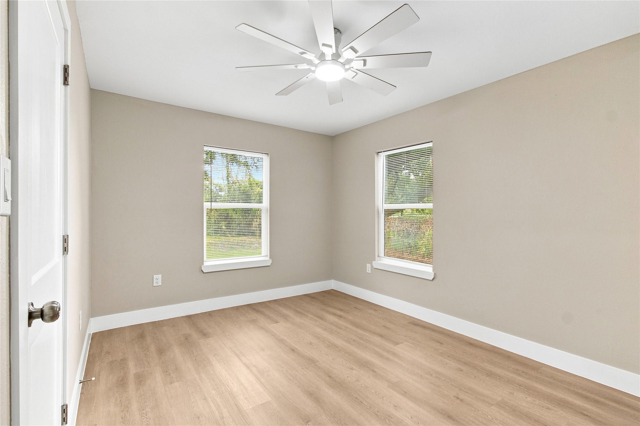 2803 S Houston Drive, La Marque, TX 77568