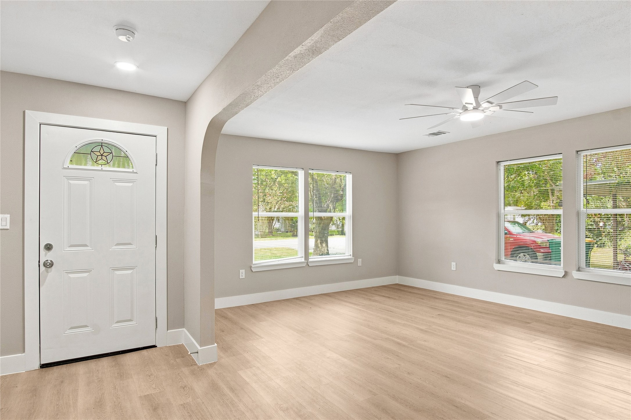 2803 S Houston Drive, La Marque, TX 77568