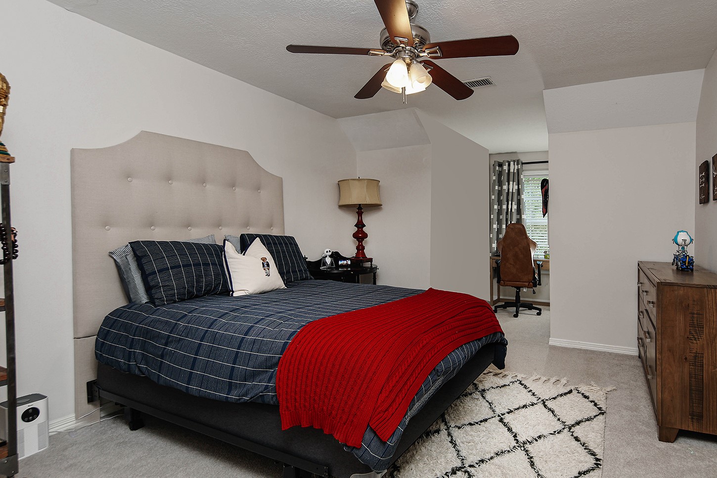 70 N Berryline Circle, The Woodlands, TX 77381