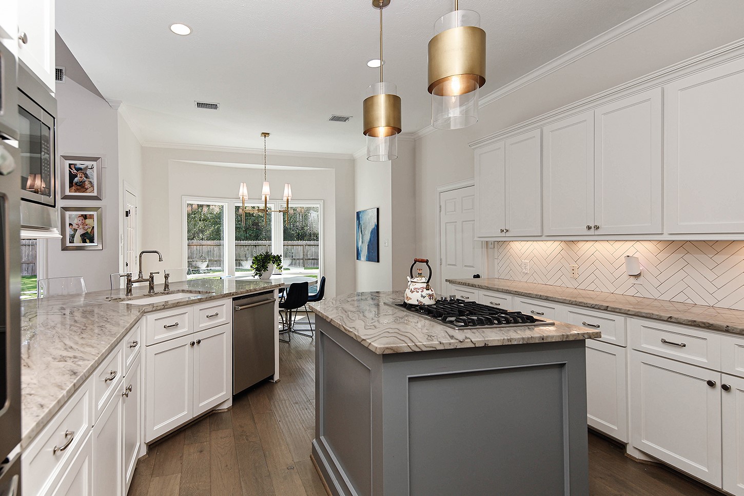 70 N Berryline Circle, The Woodlands, TX 77381