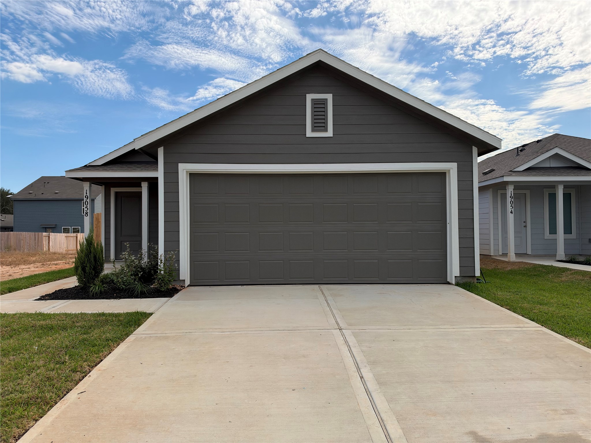 19058 Style Drive, Conroe, TX 77306