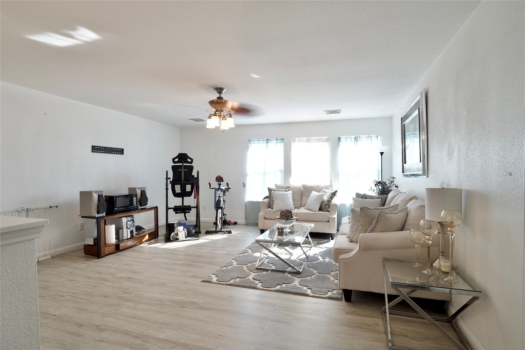 9503 Lerin Lane, Sugar Land, TX 77498