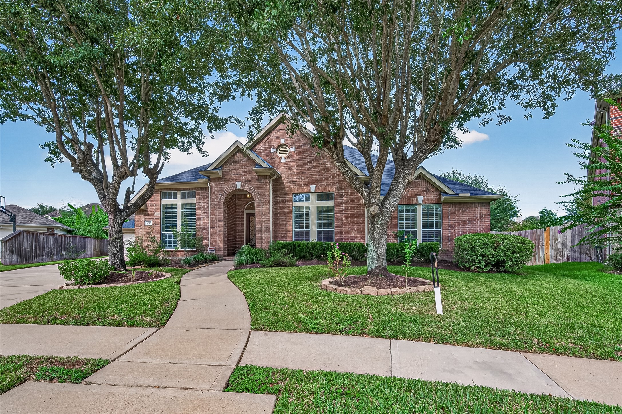5242 Fountainbrook Lane, Sugar Land, TX 77479