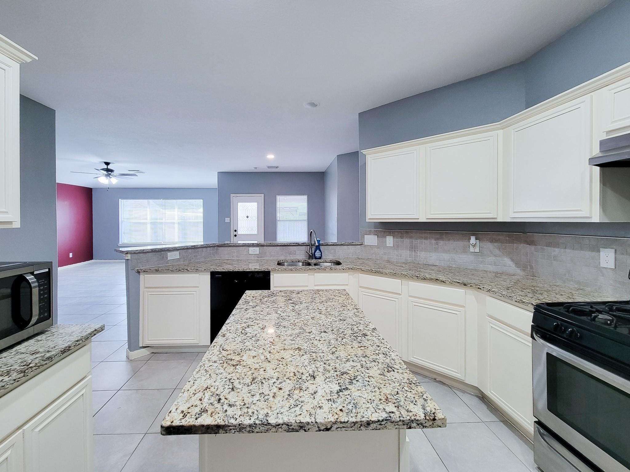1206 Hemple Drive, Rosenberg, TX 77471