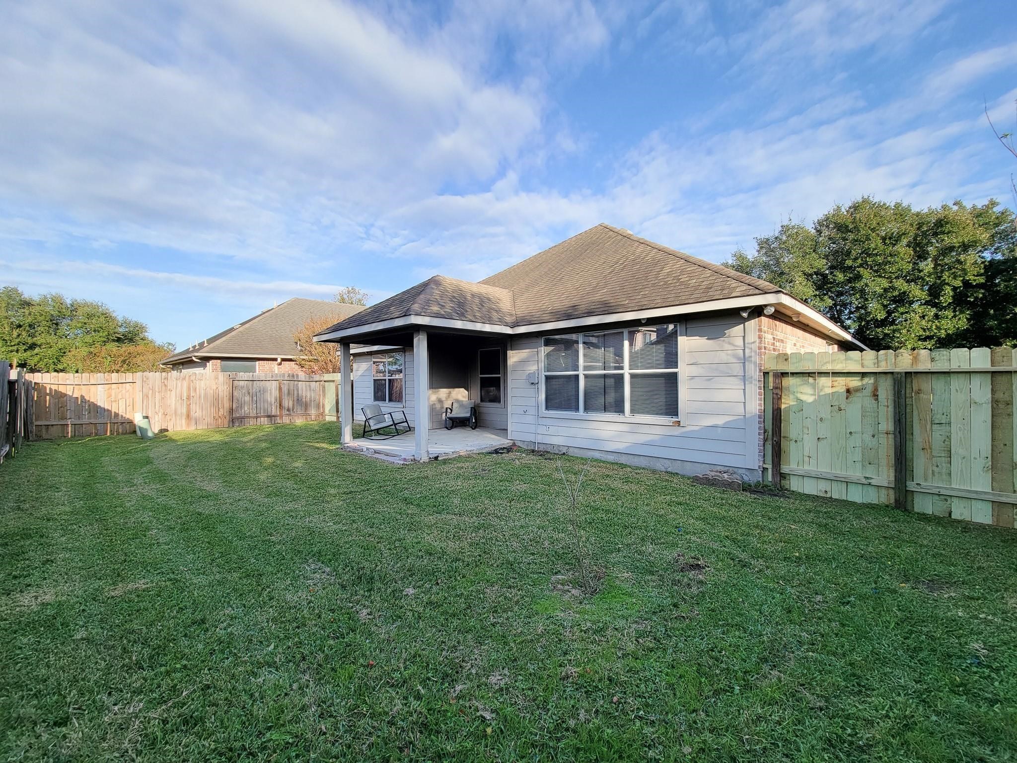 1206 Hemple Drive, Rosenberg, TX 77471