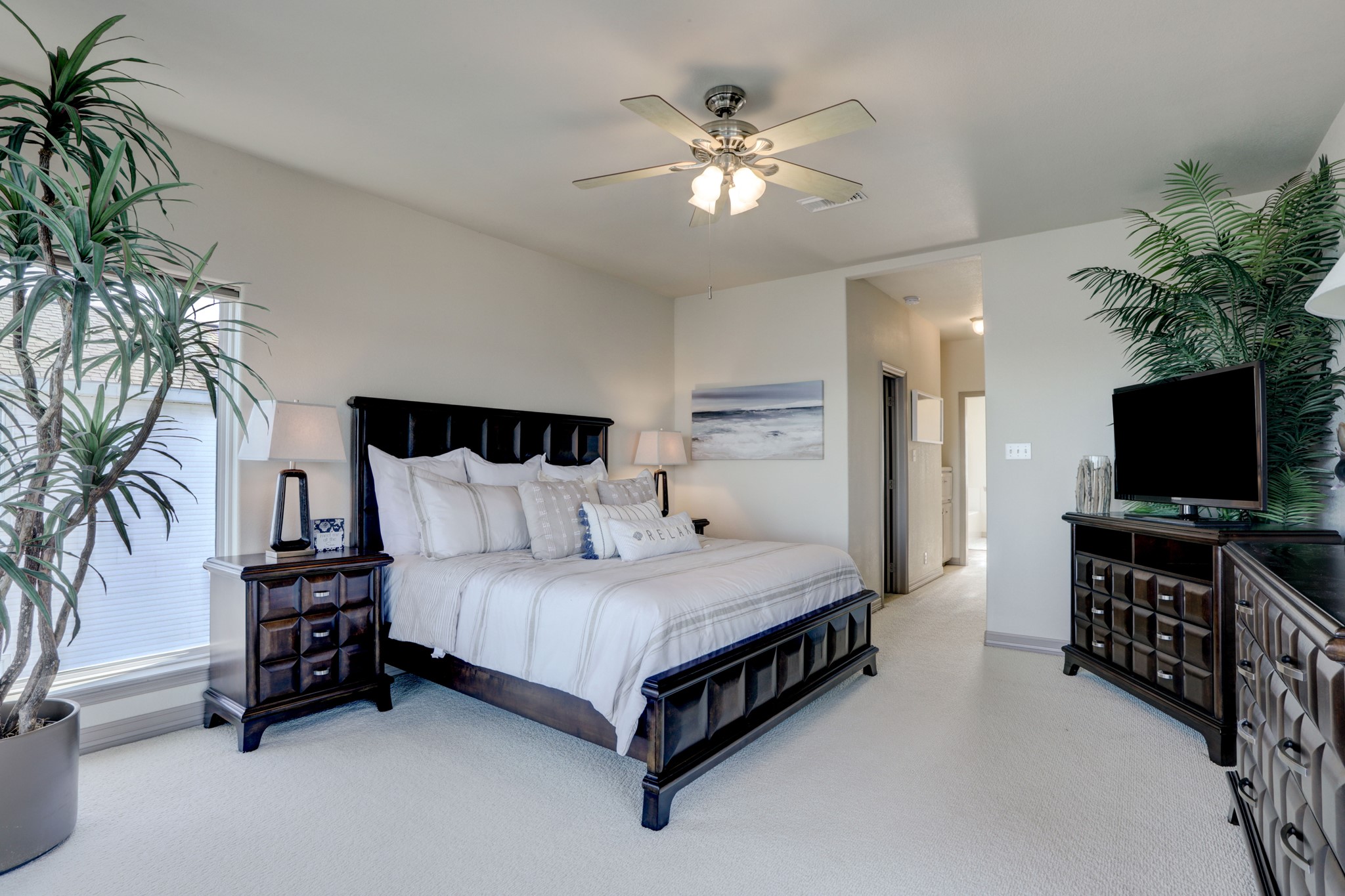 442 Jeanie Lynn Street, Tiki Island, TX 77554