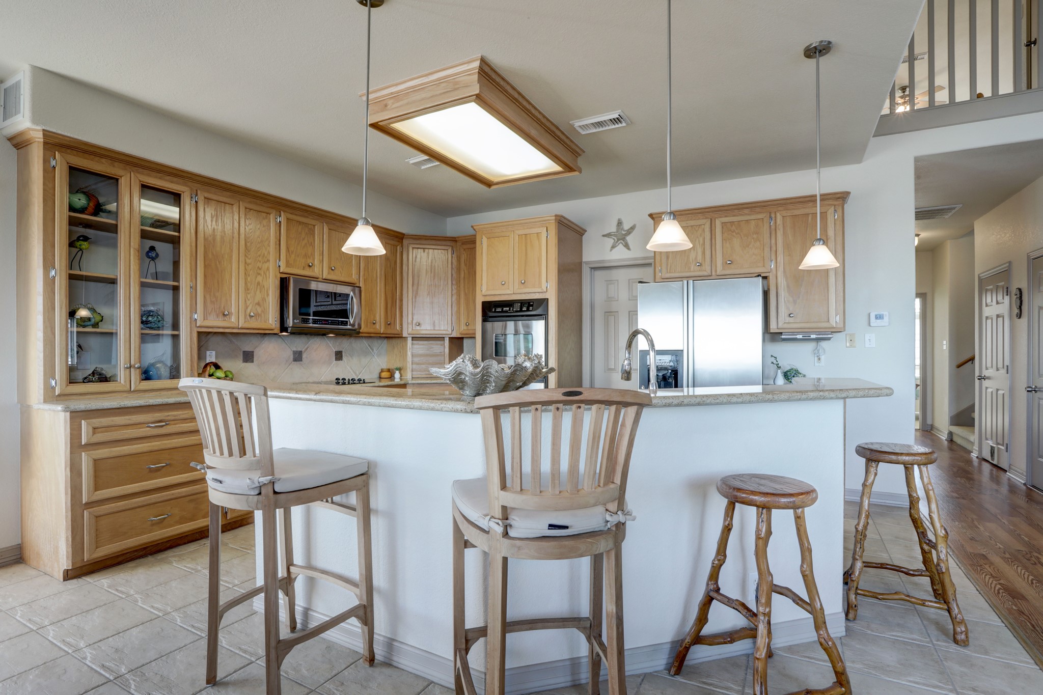 442 Jeanie Lynn Street, Tiki Island, TX 77554