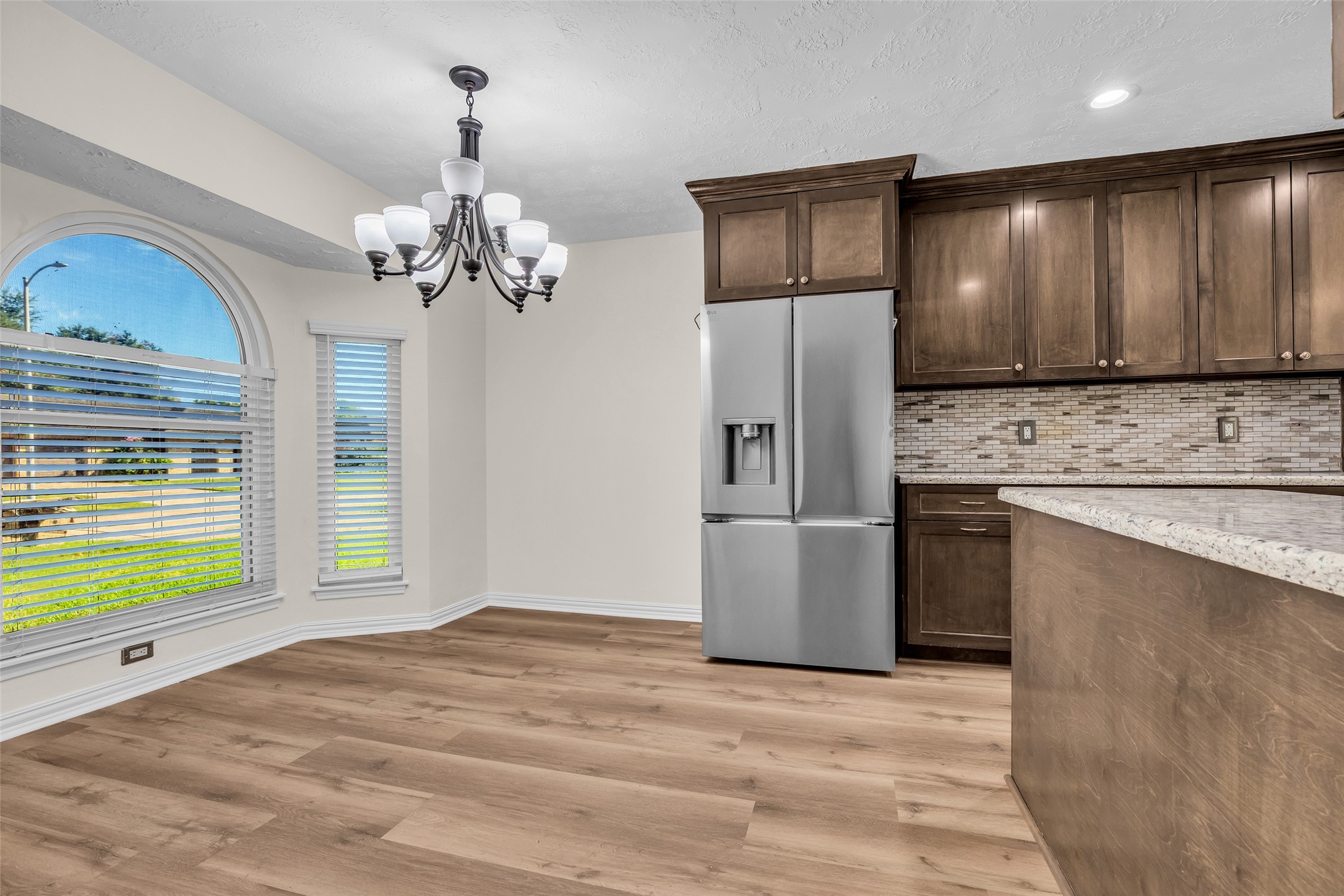 10414 Rustic Rock Road, La Porte, TX 77571