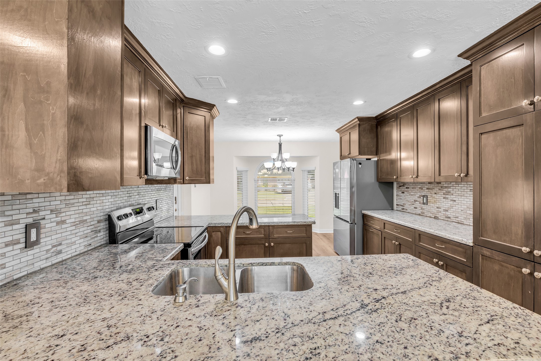10414 Rustic Rock Road, La Porte, TX 77571
