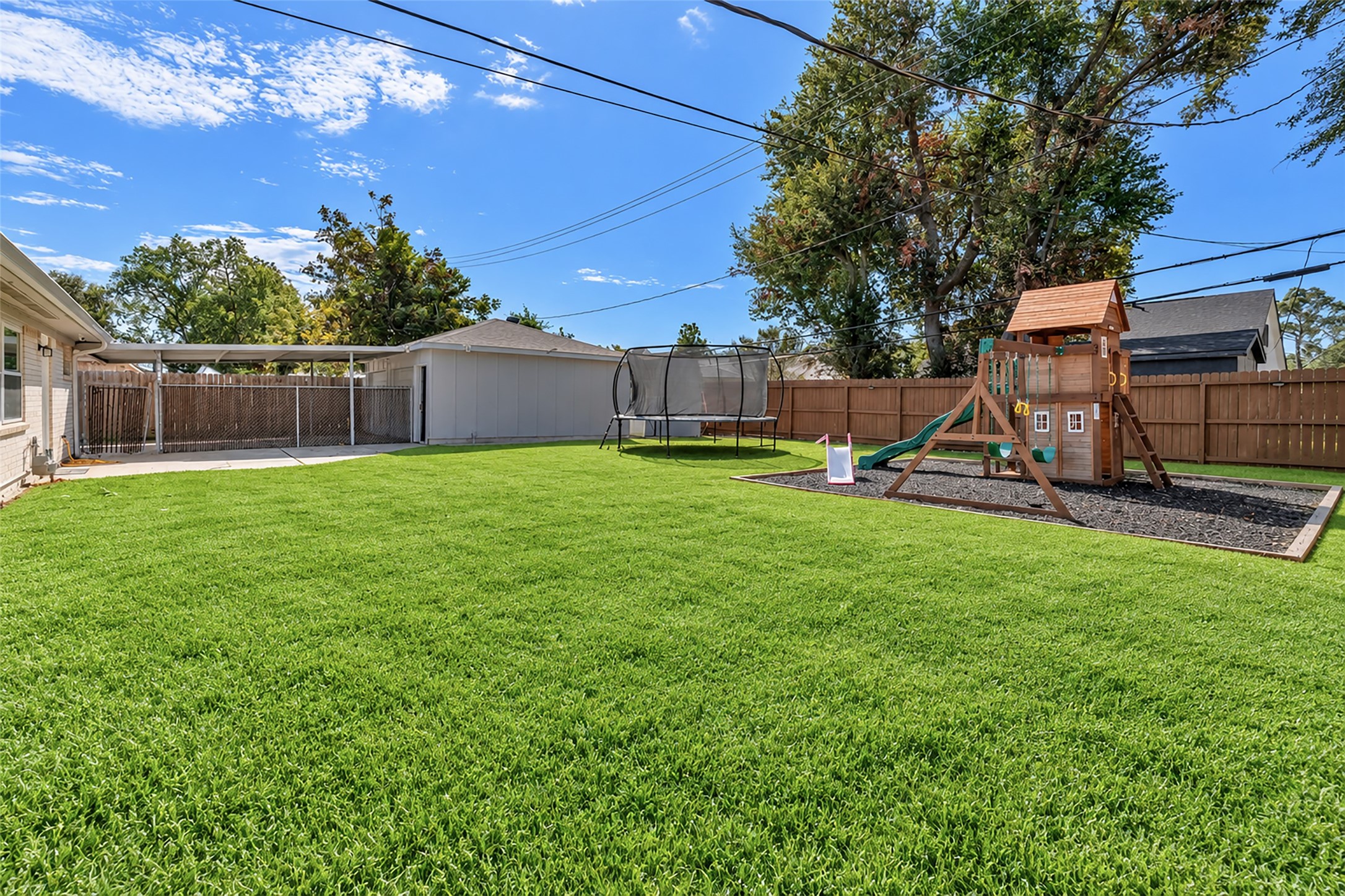 10414 Rustic Rock Road, La Porte, TX 77571