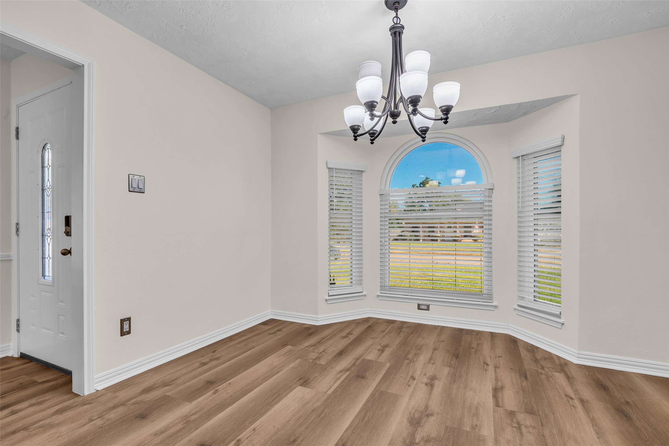 10414 Rustic Rock Road, La Porte, TX 77571