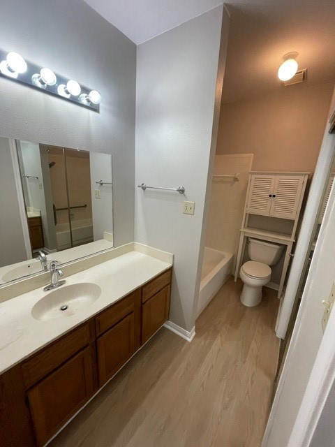 3500 Tangle Brush, Unit 224 Drive, #224, The Woodlands, TX 77381