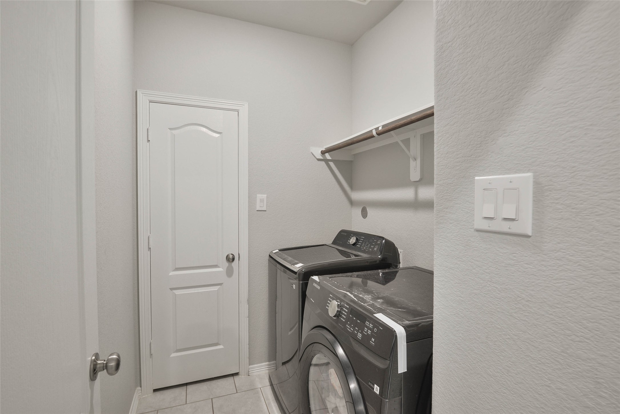 Laundry room , goes to the garage