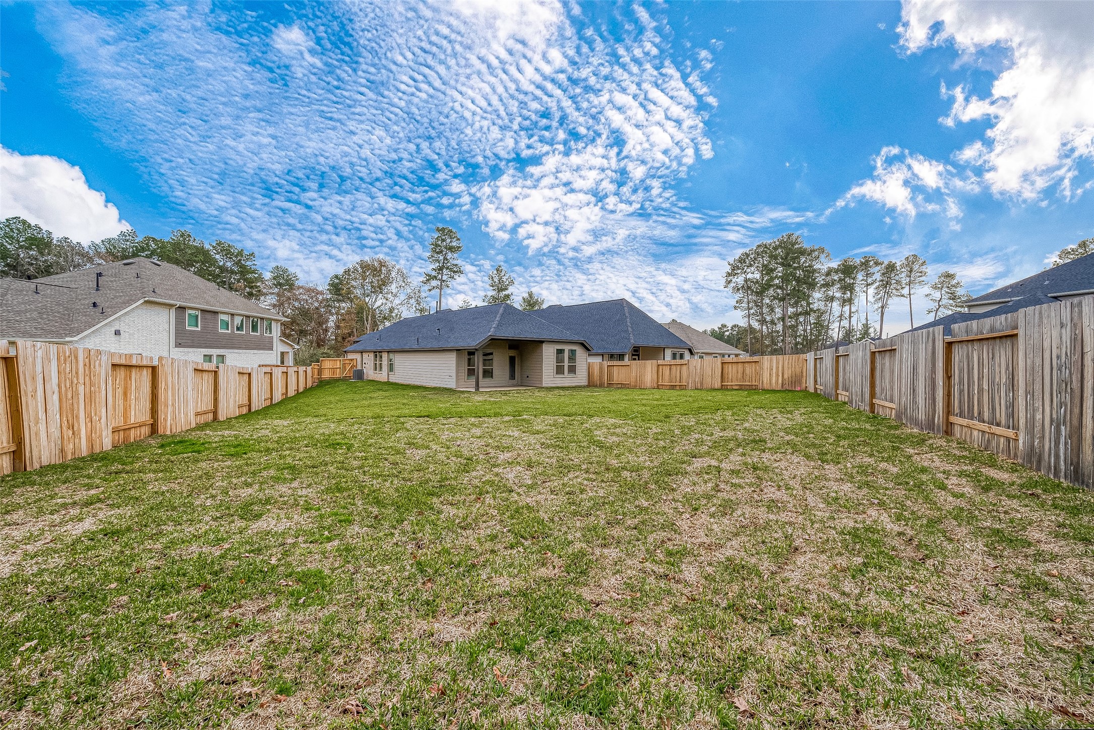213 McCrea Court, Montgomery, TX 77316